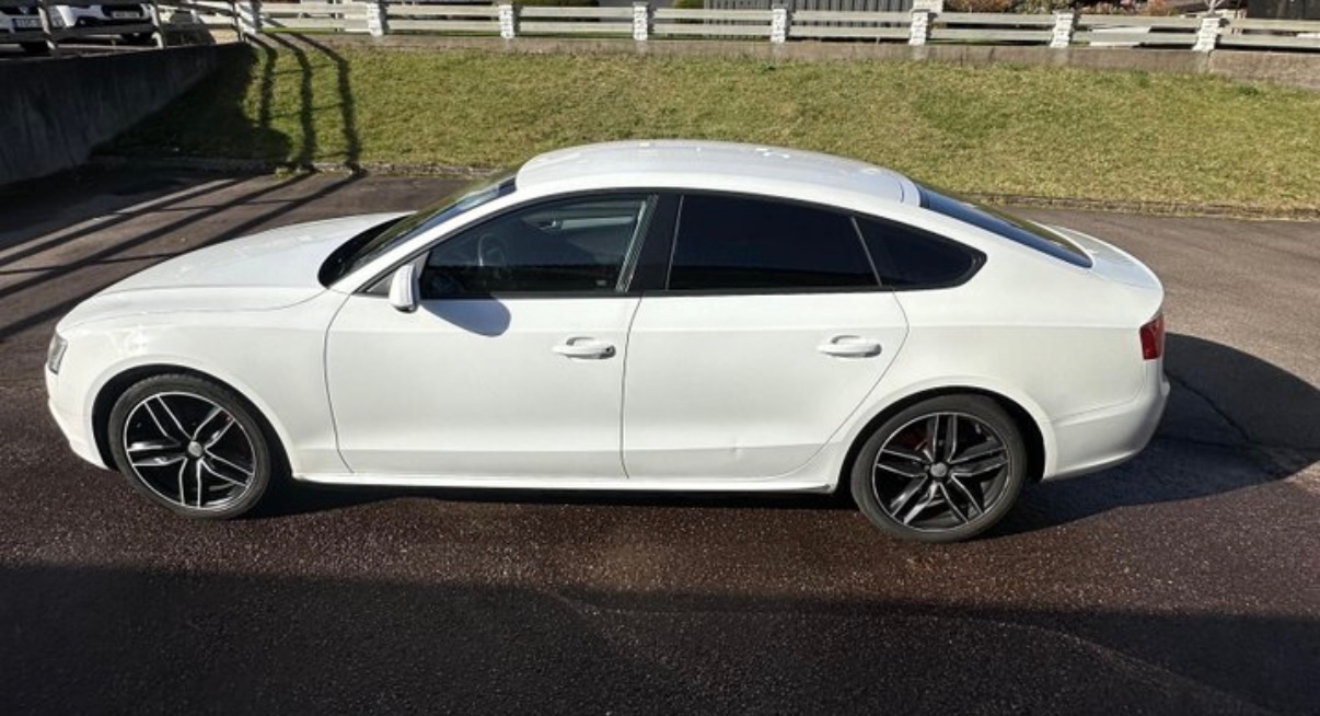 Audi A5 Sportback 2.0 TDI DPF Manuell 2013, kuva 2/7