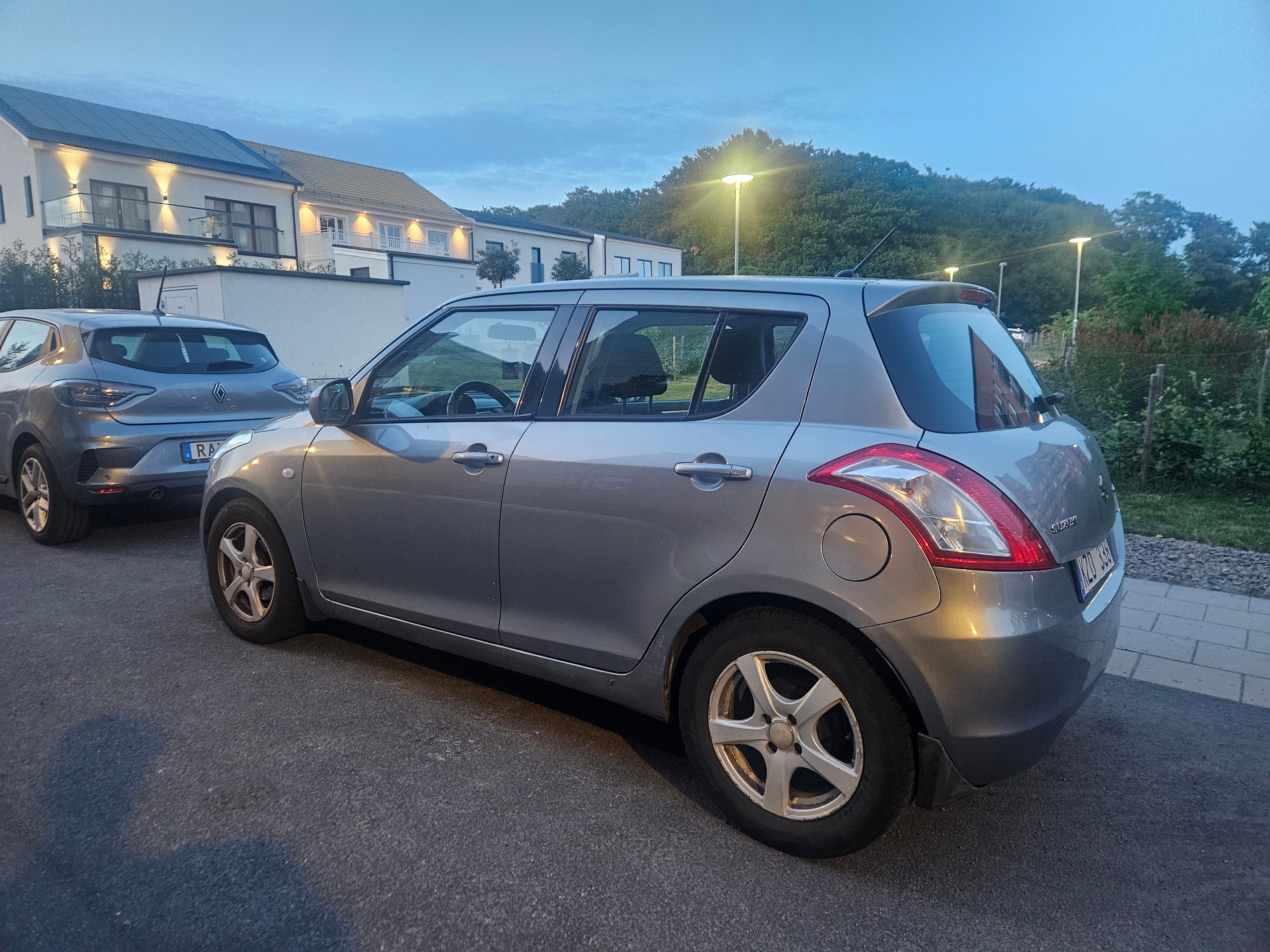 Suzuki Swift 2010, bild 2/10