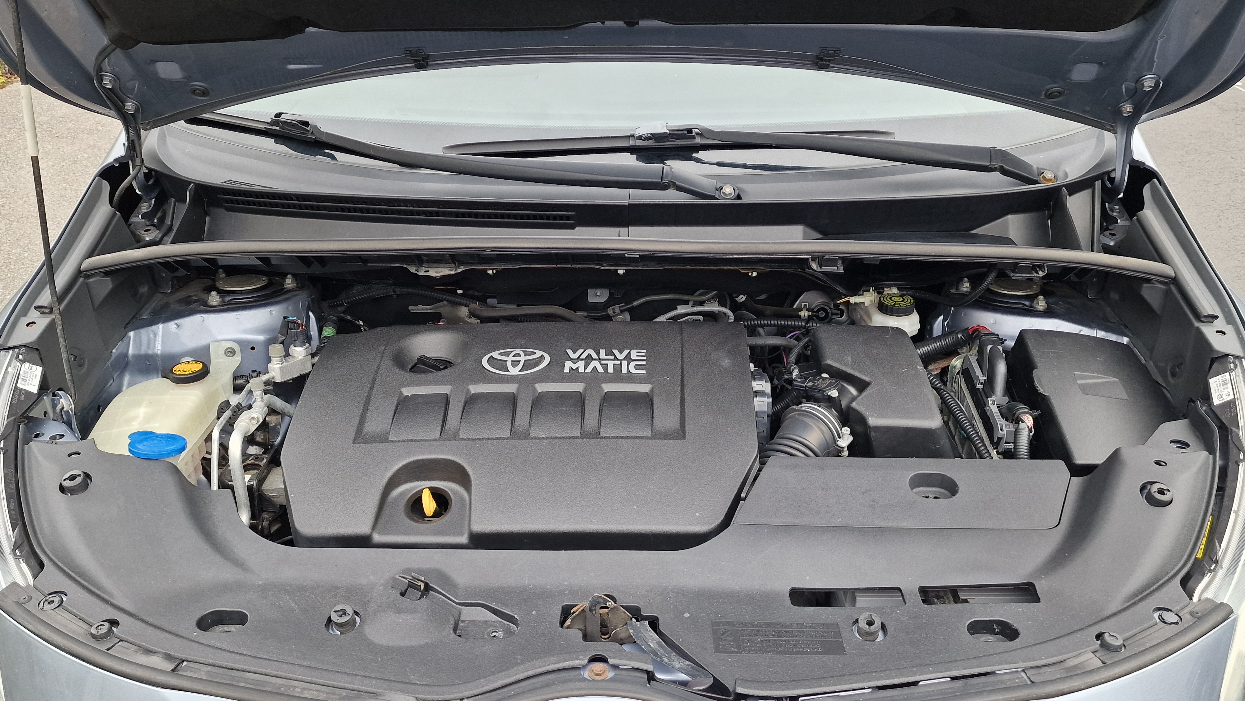 Toyota Verso 1.8 Valvematic Multidrive S 2010, kuva 4/5