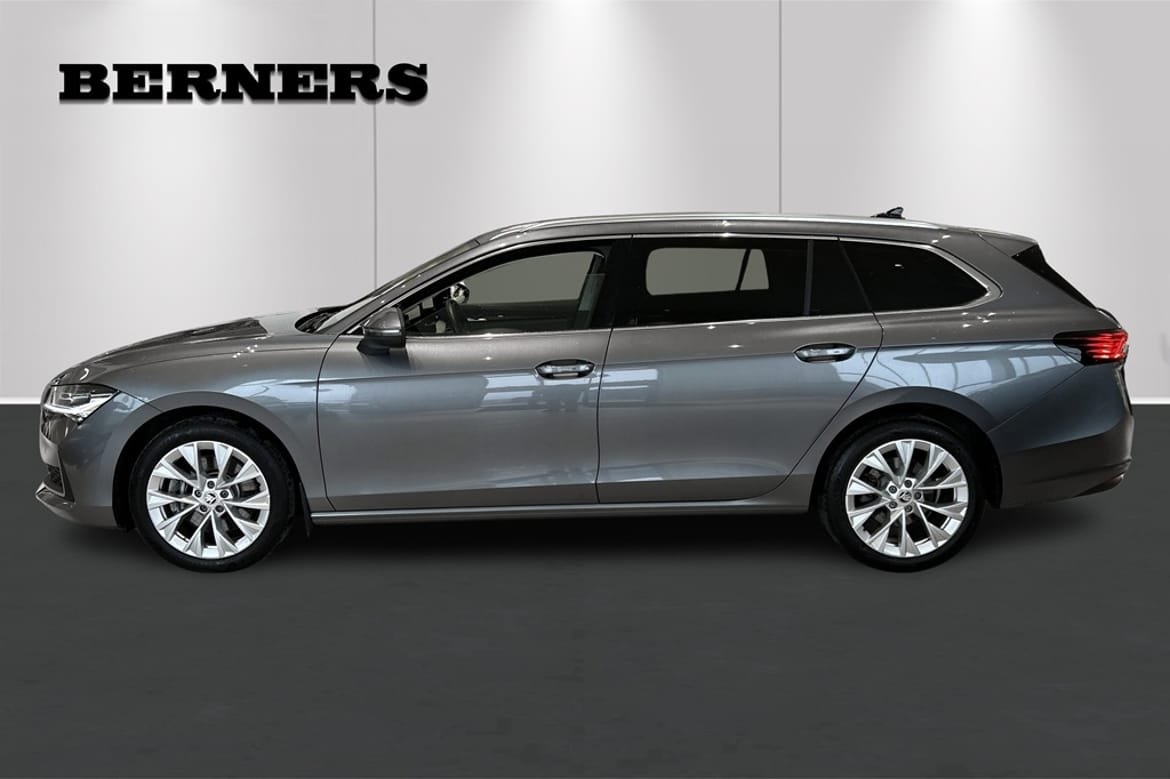 Skoda Superb 2.0 TDI 4x4 DSG 193hk 2025, bild 2/10