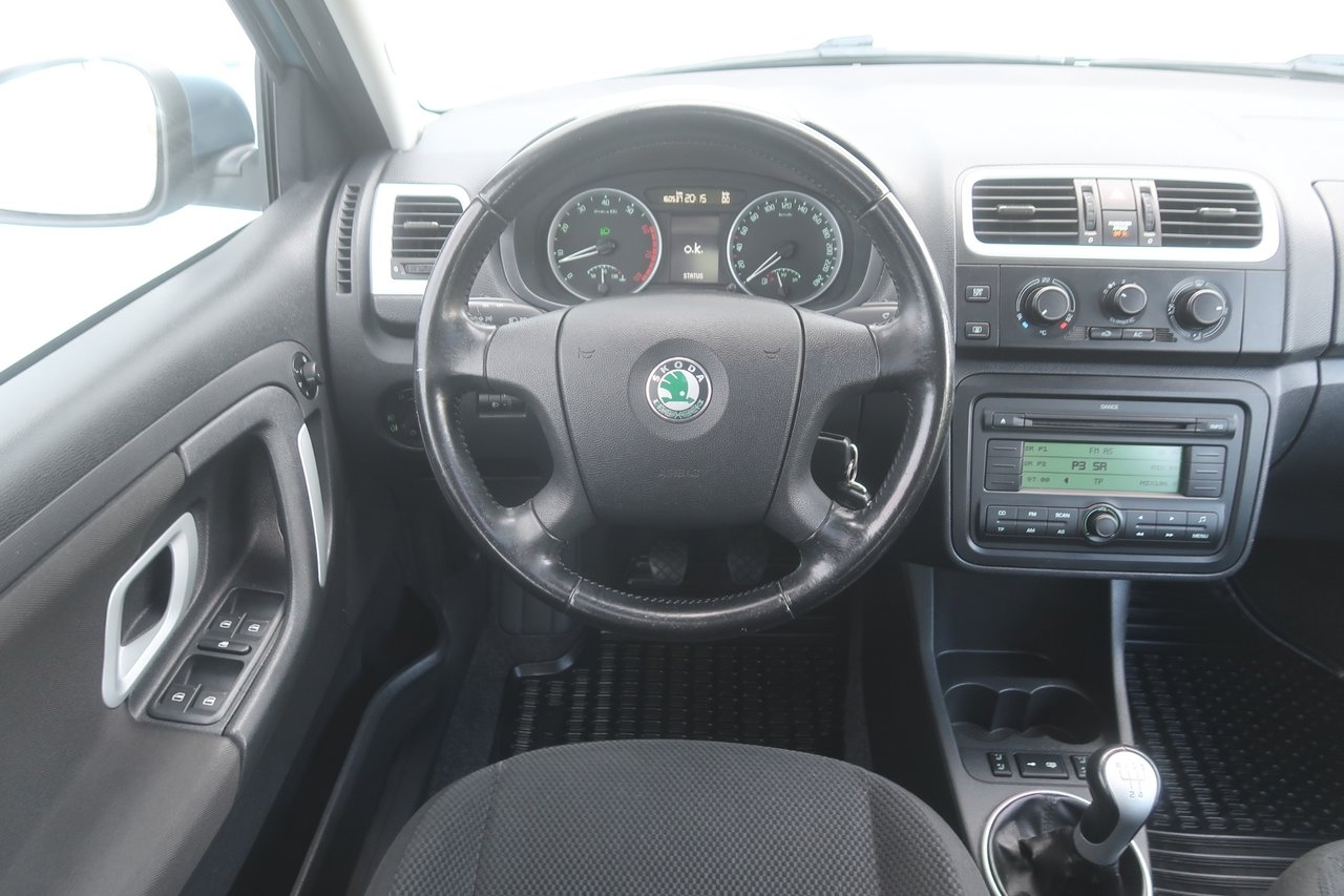 Skoda Fabia 2009, bild 7/10