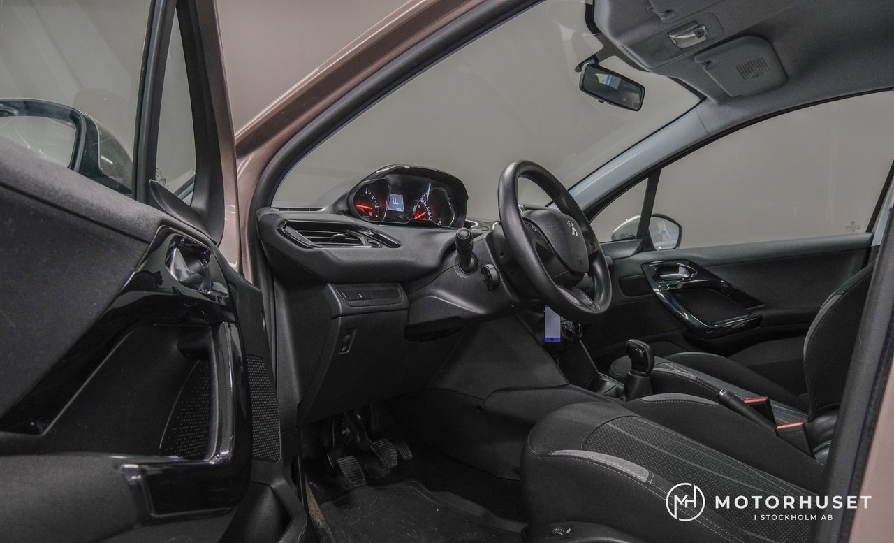Peugeot 208 2012, bild 7/10