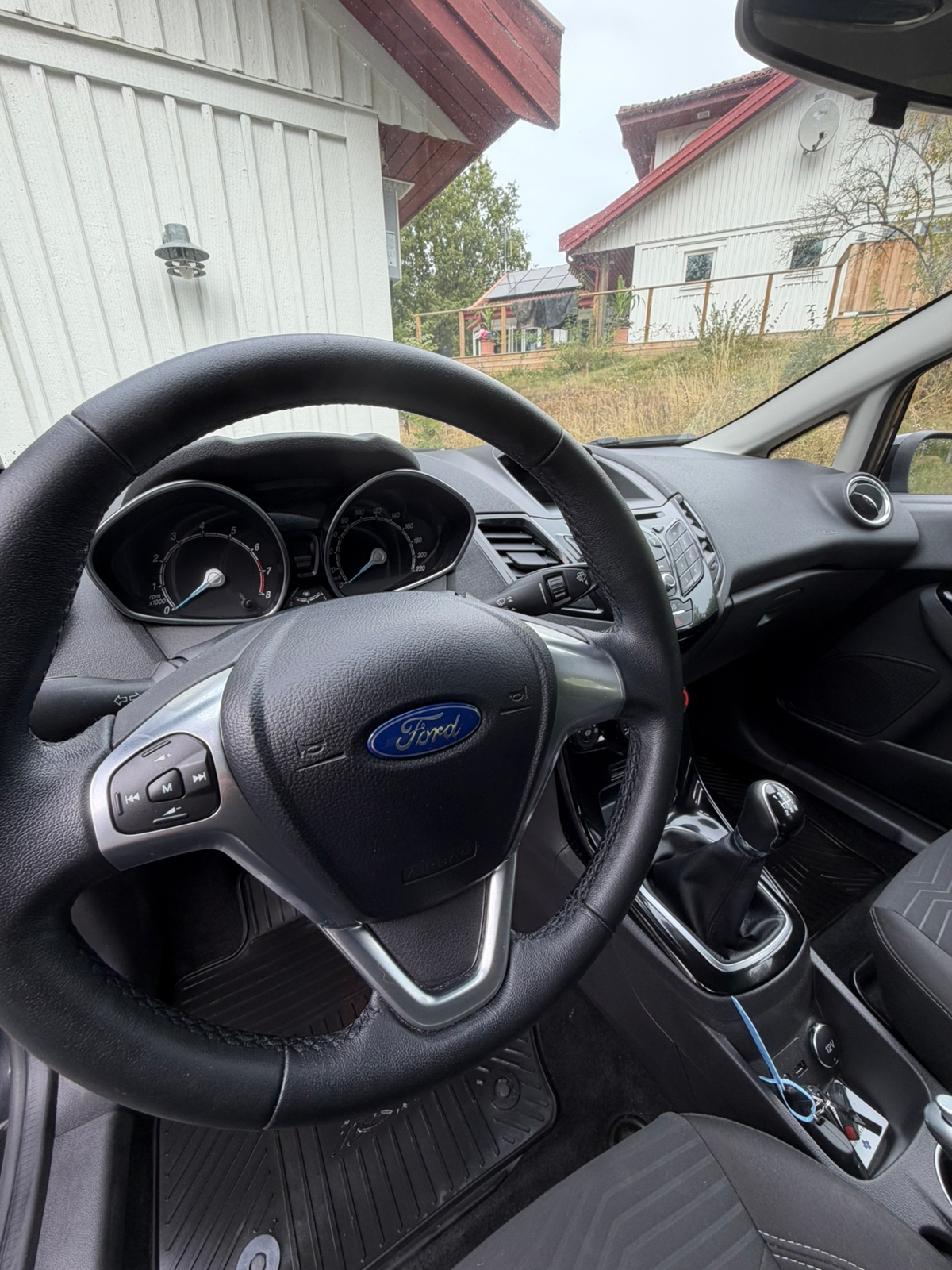 Ford Fiesta 2015, bild 3/7