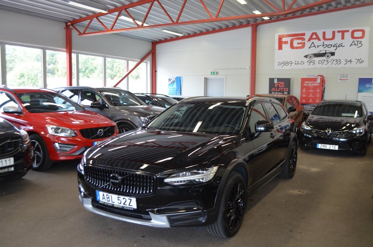 Volvo V90 Cross Country