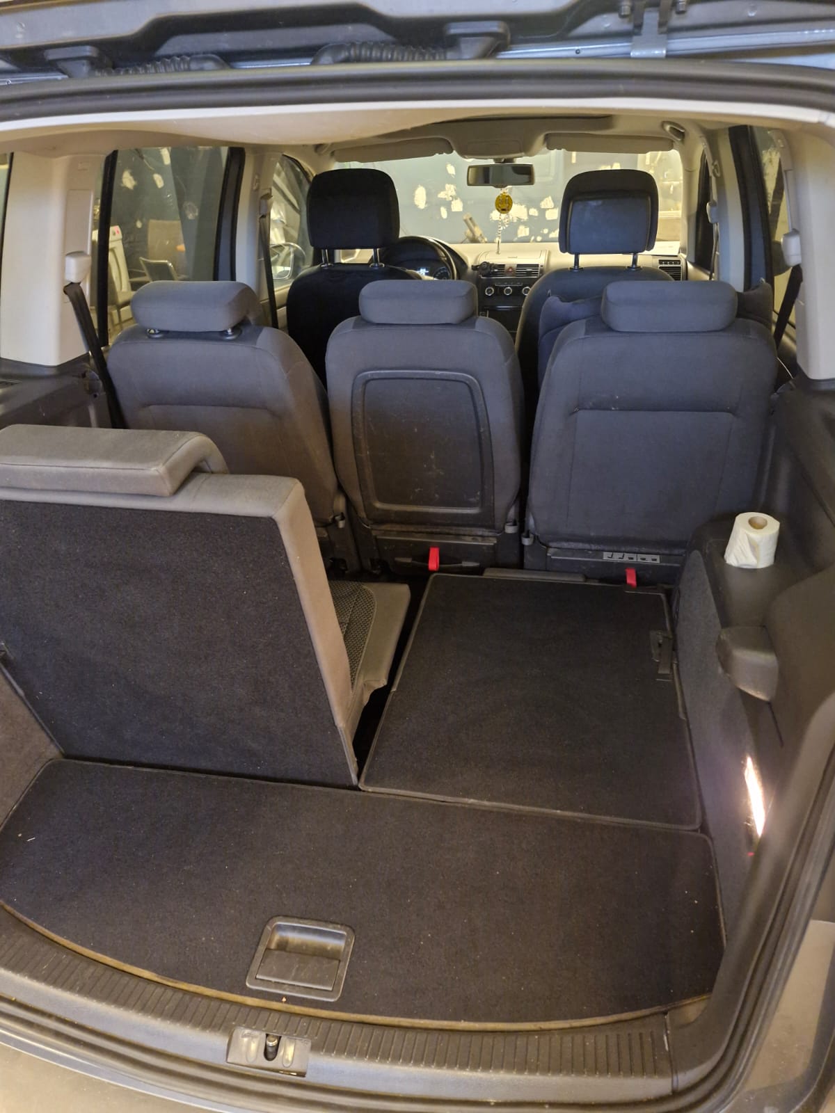 Volkswagen Touran 2014, kuva 6/6