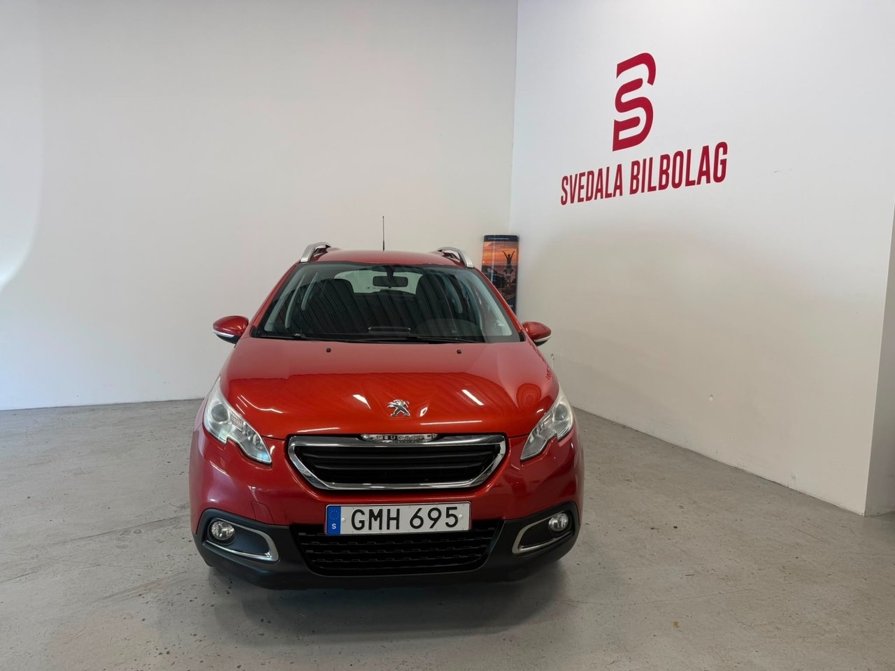Peugeot 2008 1.2 VTi Manuell Euro 5 2014, bild 2/10