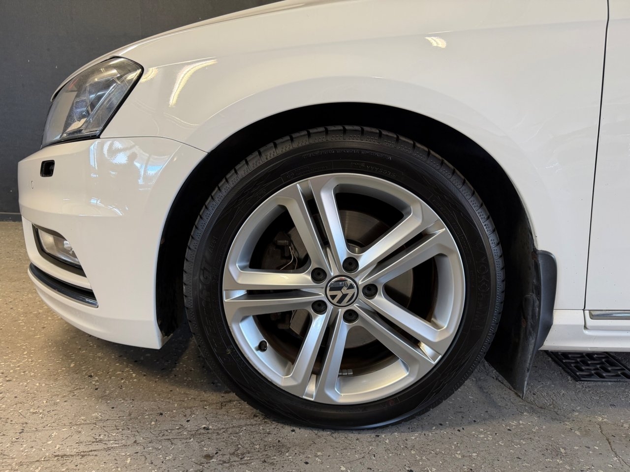 Volkswagen Passat 2014, bild 7/10