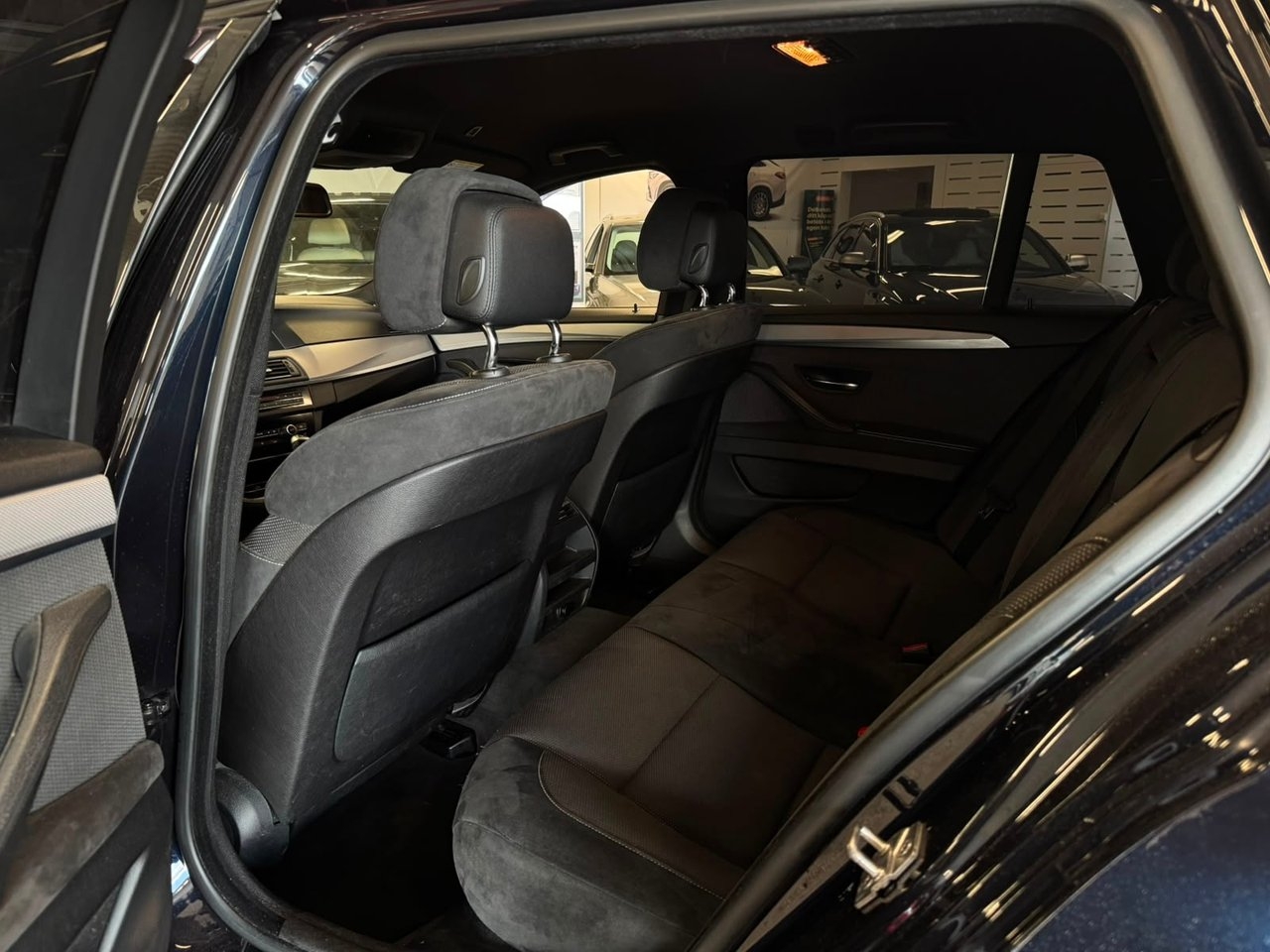 BMW 520 2013, bild 7/10