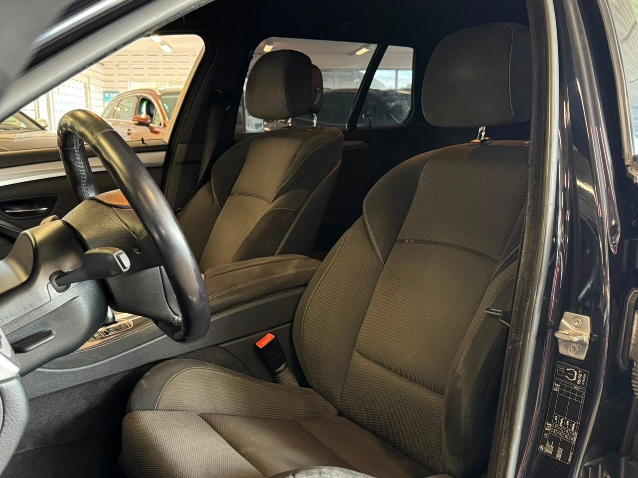 BMW 520 2013, bild 5/10