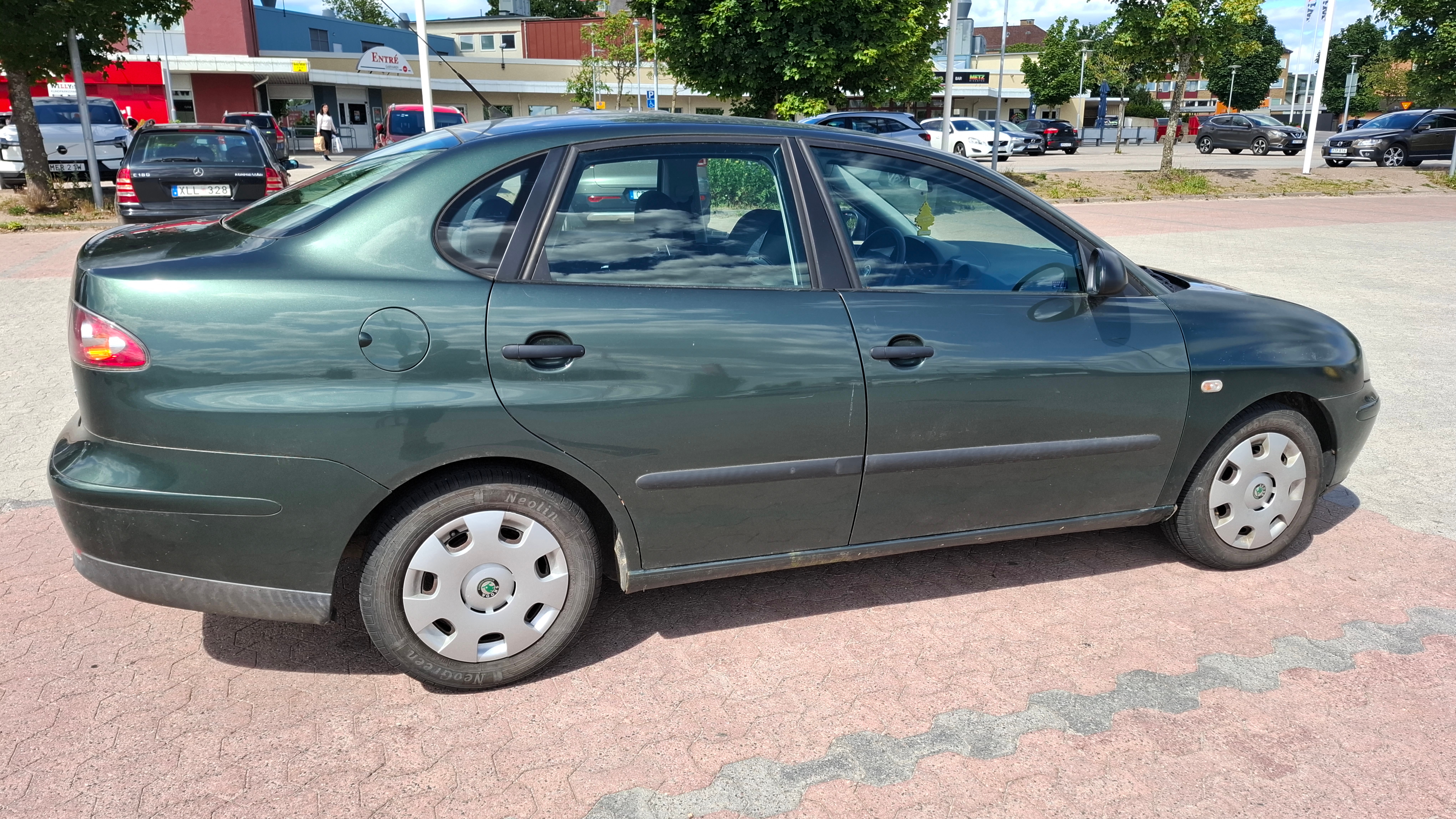 Seat Cordoba 1.4 Manuell 2004, bild 5/6