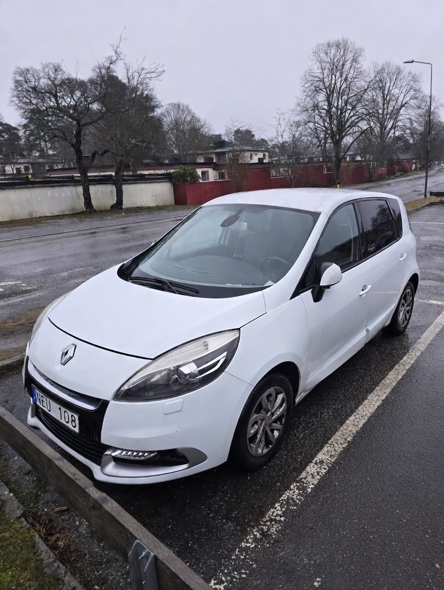 Renault Scenic III 1.5 dCi DCT 2013, bild 2/6