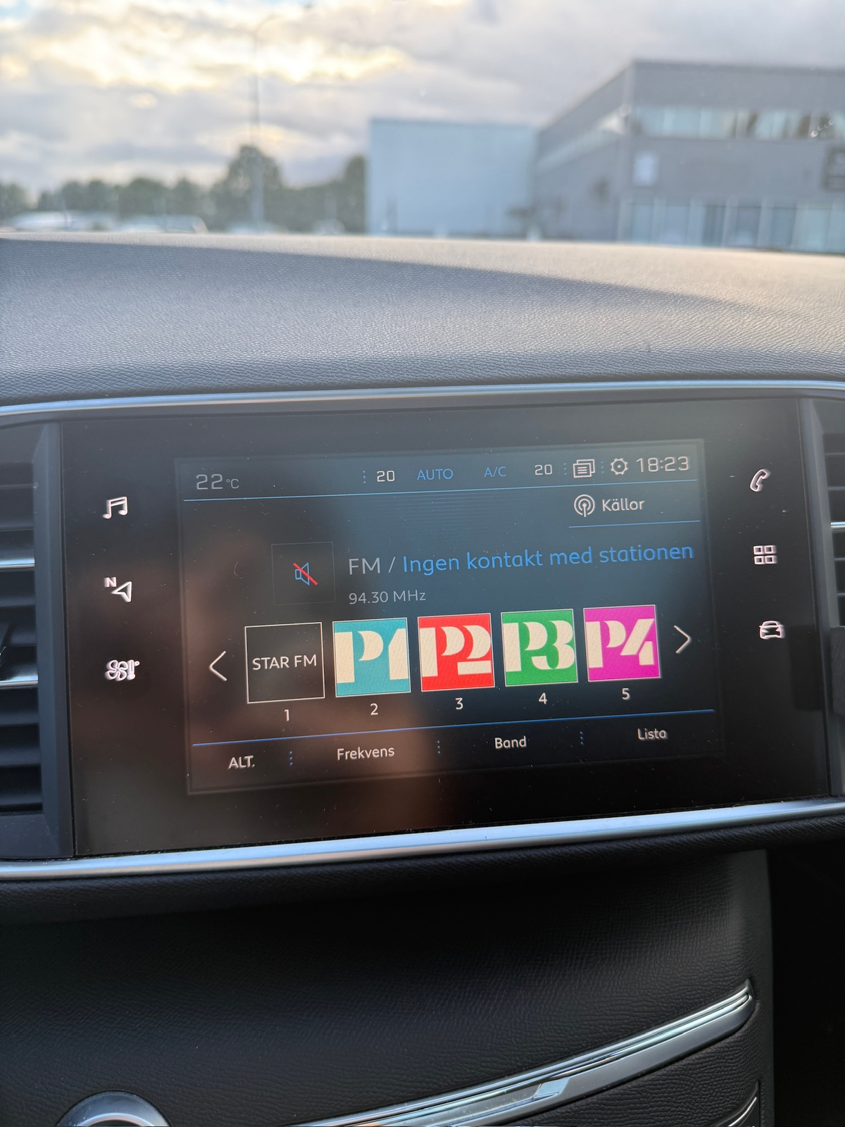 Peugeot 308 1.6 PureTech 225 EAT 2018, photo 6/9