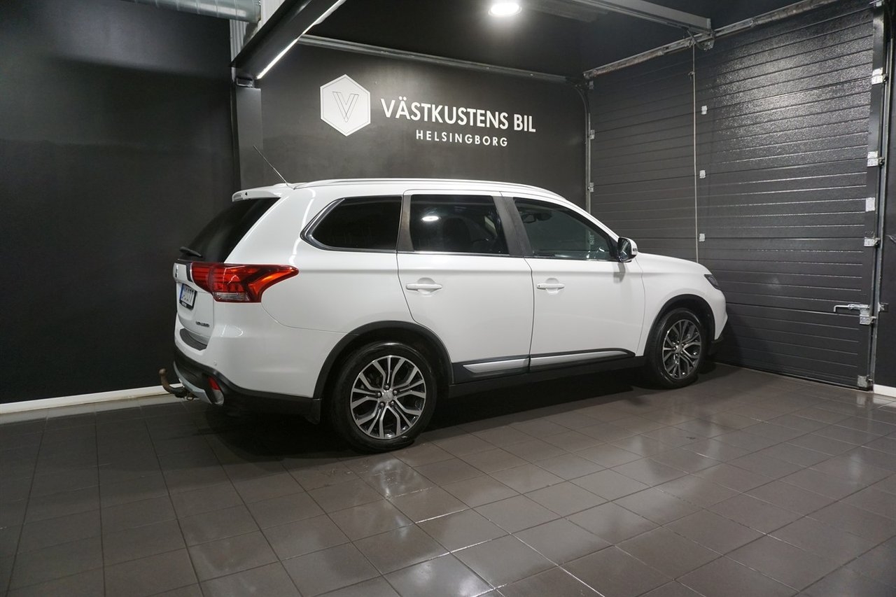 Mitsubishi Outlander 2016, bild 7/10