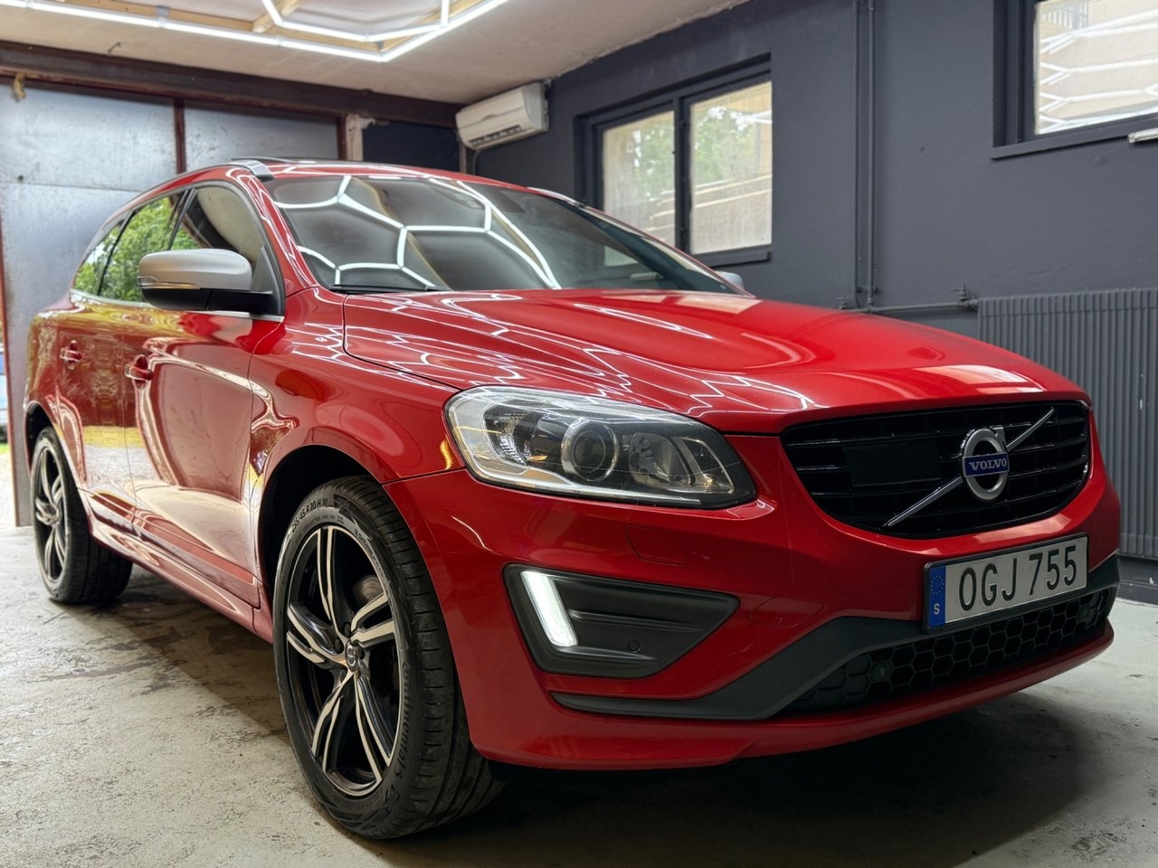 Volvo XC60 2017, photo 7/29