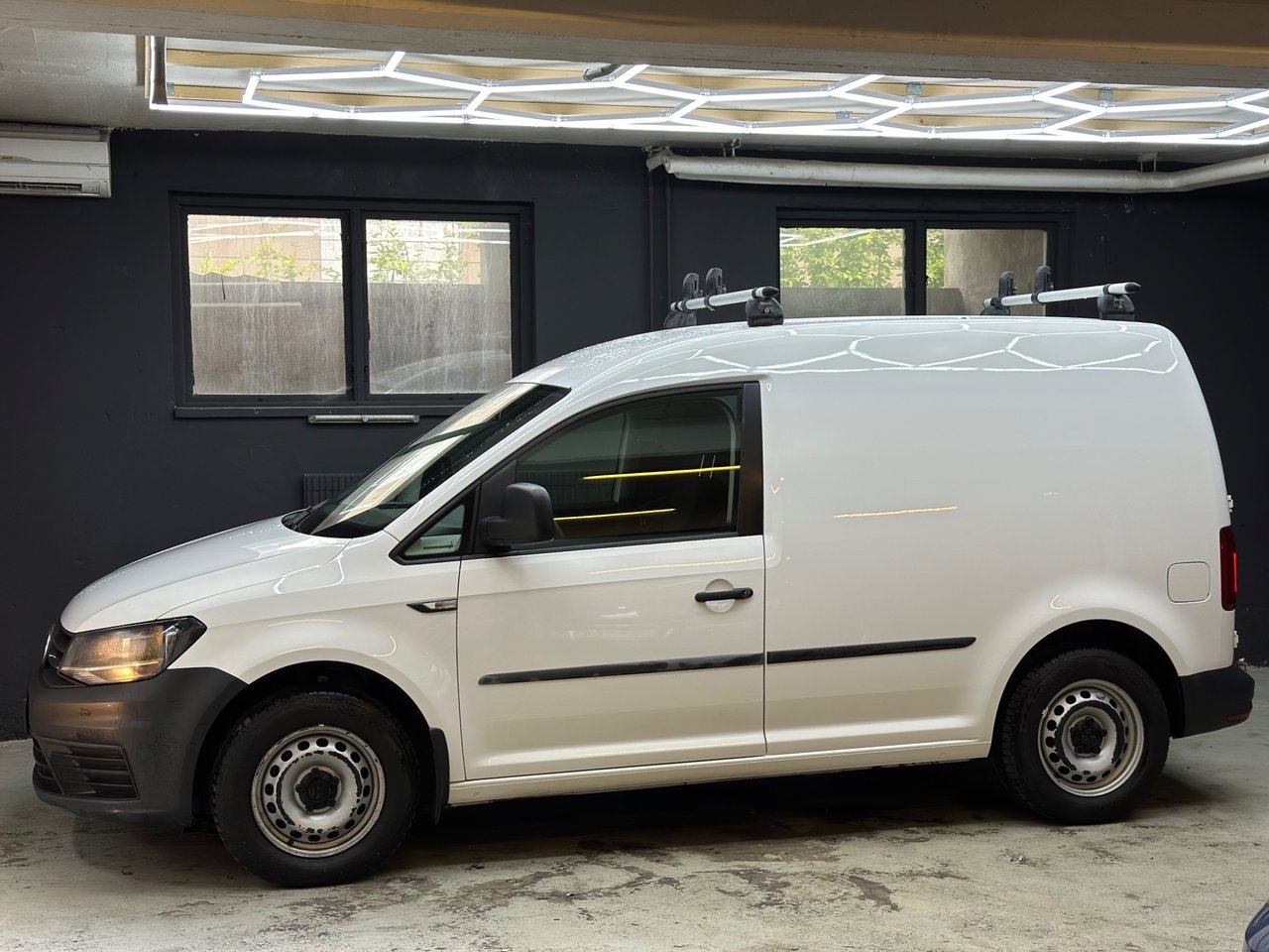 Volkswagen Caddy 2018, bild 2/10
