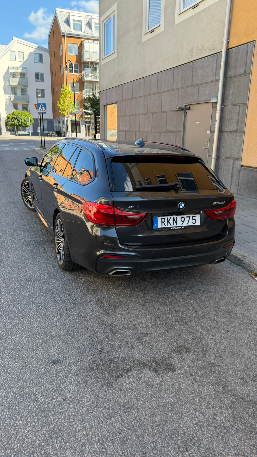 BMW 530 d xDrive Touring Steptronic 2019, bild 3/16