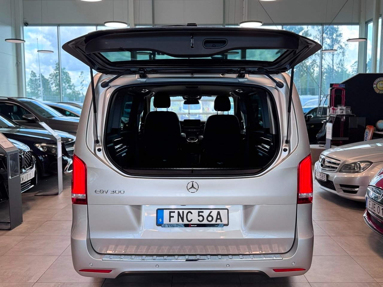 Mercedes-Benz EQV 300/Momsbil/360 2021, bild 7/20