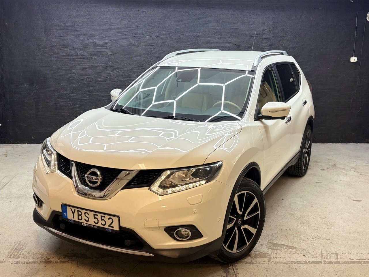 Nissan X-Trail 2016, bild 2/10