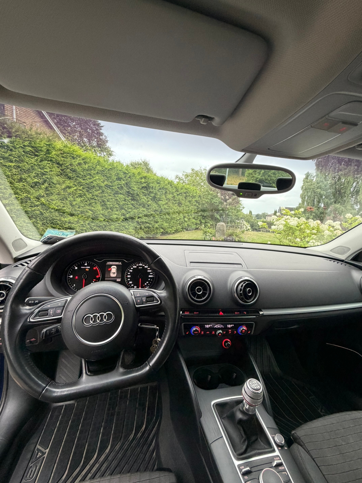 Audi A3 Sedan 2.0 TDI Manuell 2014, photo 5/11