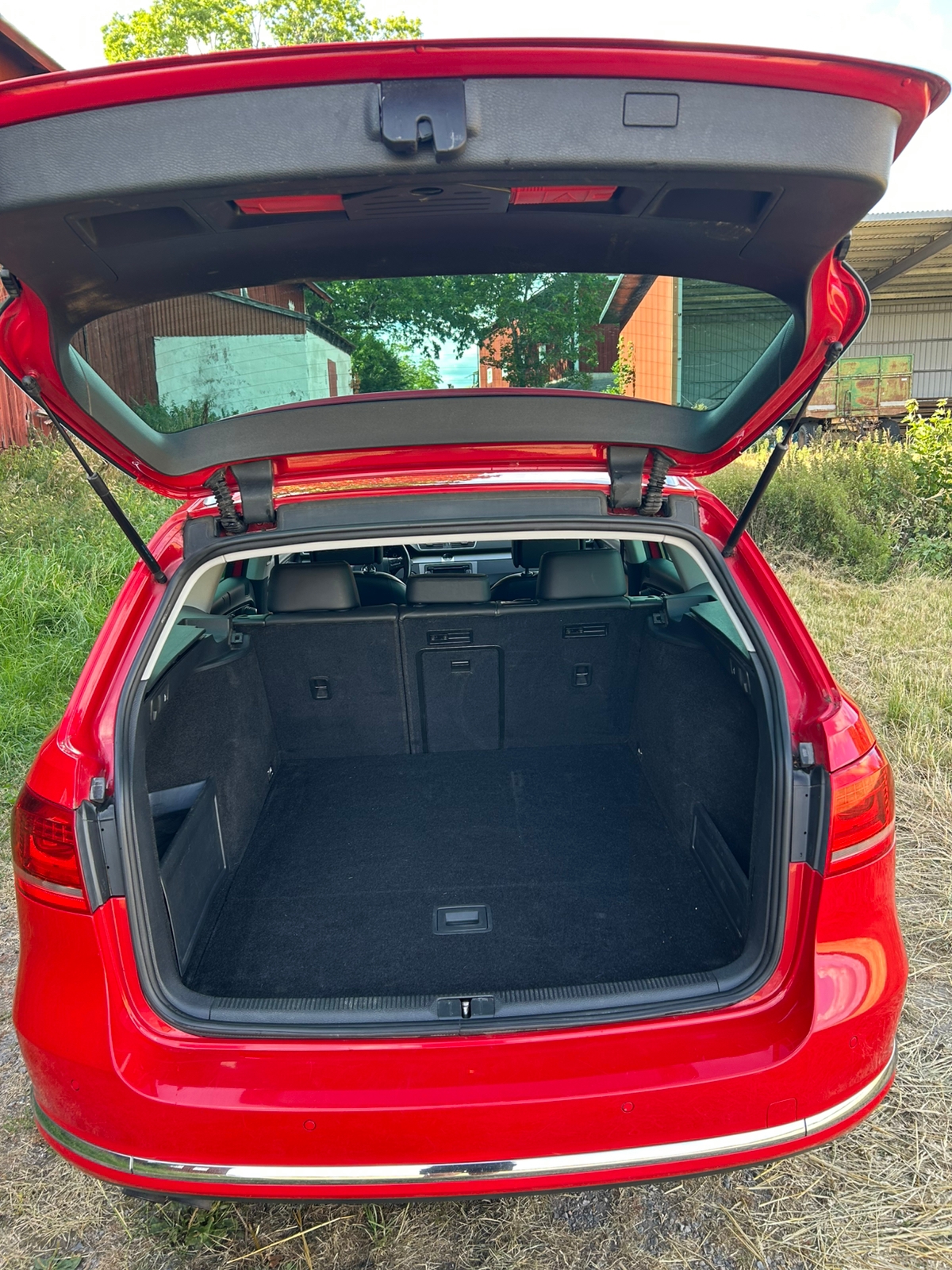 Volkswagen Passat 2012, bild 8/8