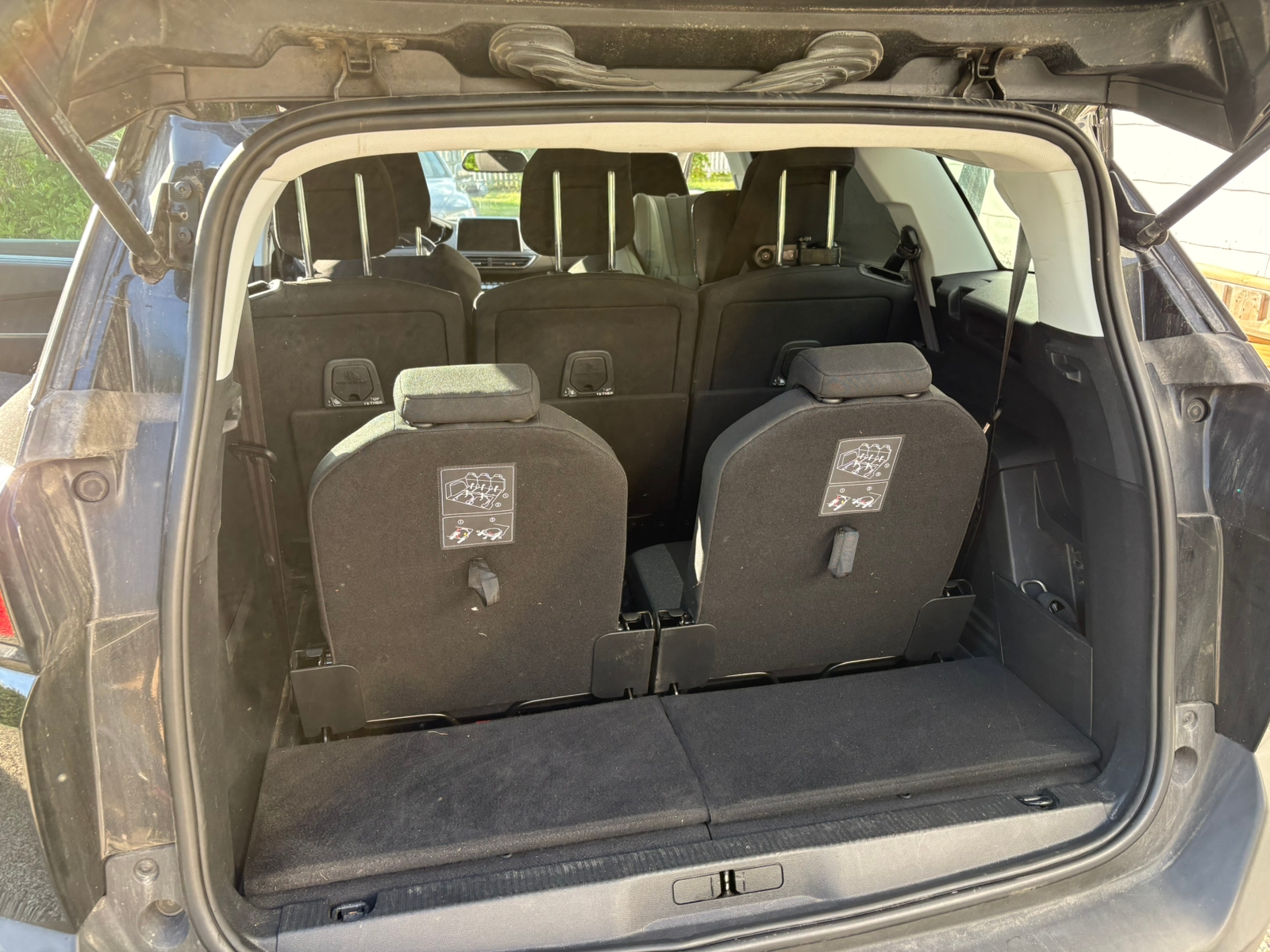 Peugeot 5008 2020, kuva 6/7