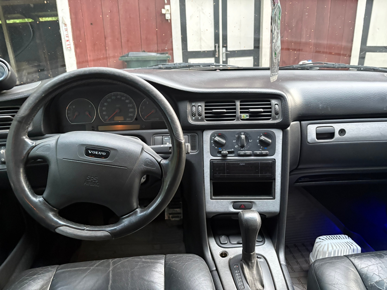 Volvo XC70 V 2.4 T AWD Automatisk 2000, bild 4/9