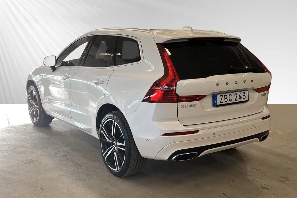 Volvo XC60 D5 AWD Geartronic 2018, bild 3/10