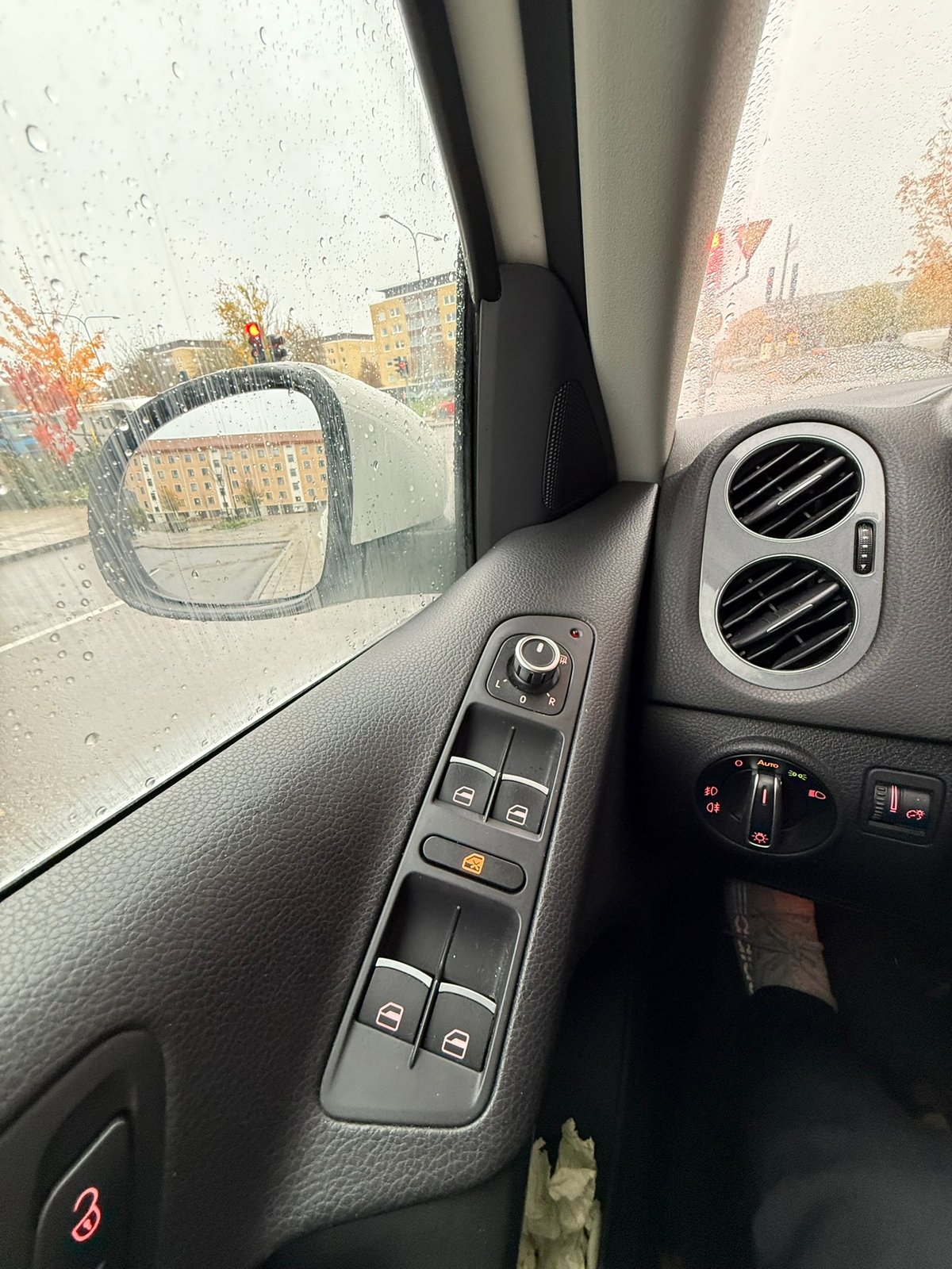 Volkswagen Tiguan 2013, bild 7/7