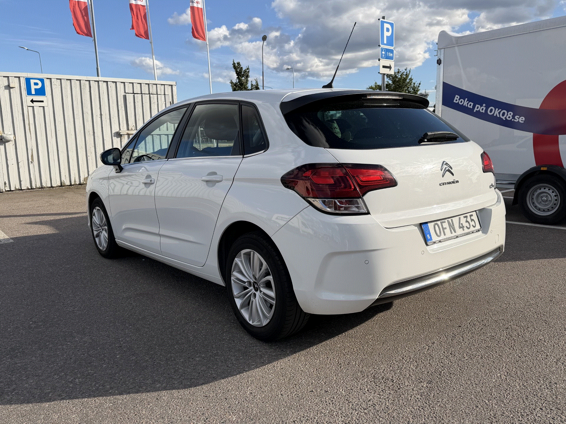 Citroen C4 1.2 e-THP EAT. 130hk 2016, photo 3/8