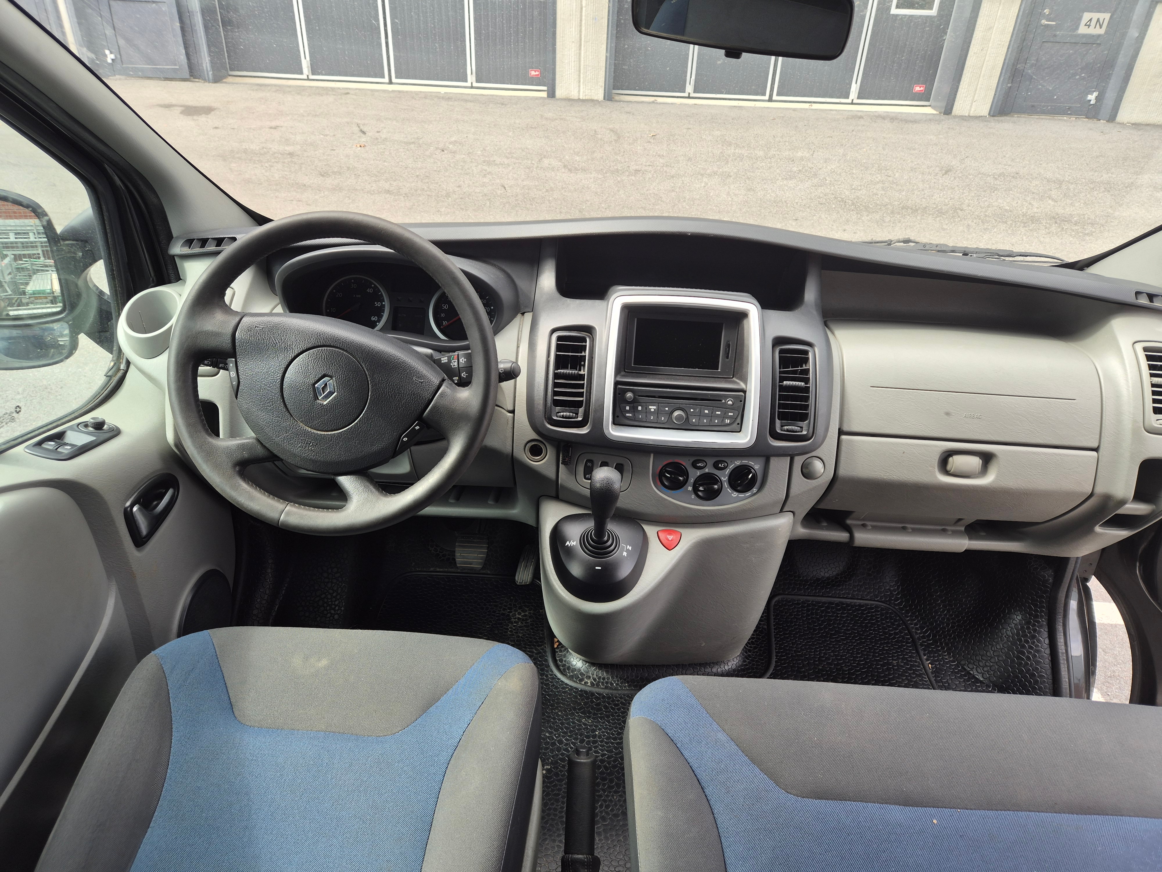 Renault Trafic 2011, bild 6/10
