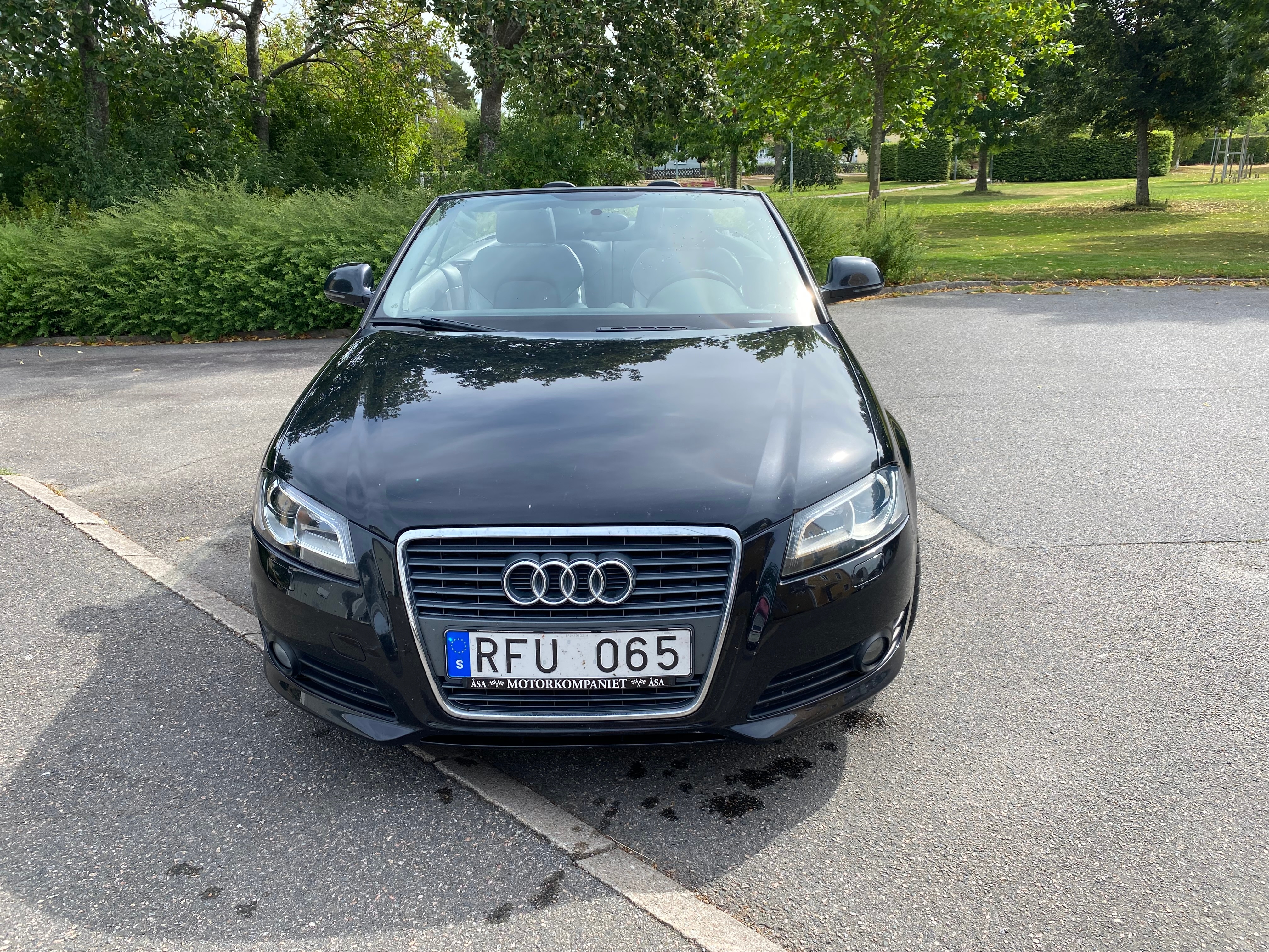Audi A3 Cabriolet 1.6 TDI Manuell 2010, bild 3/10