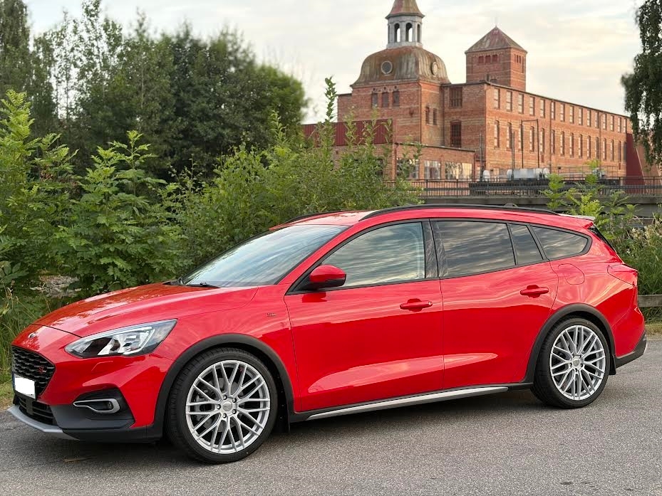 Ford Focus 2022, bild 2/13