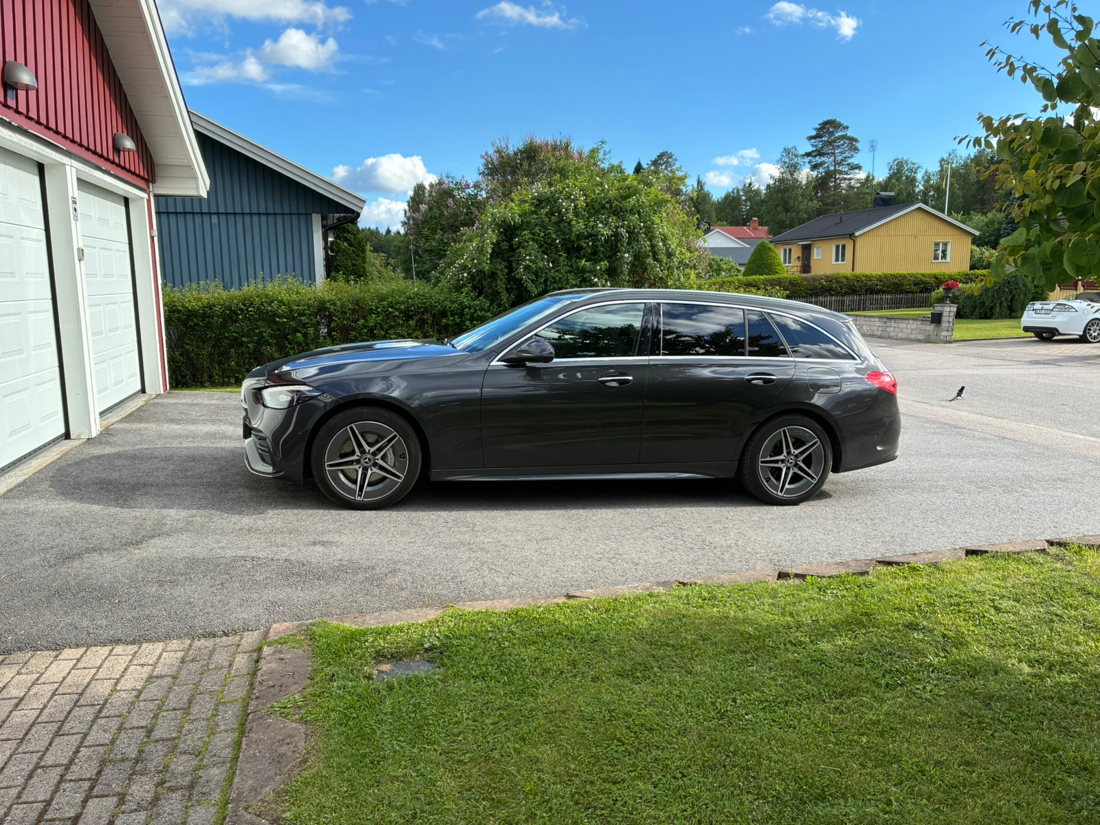 Mercedes-Benz C 300 d e 4MATIC 9G-Tronic 2024, bild 2/9