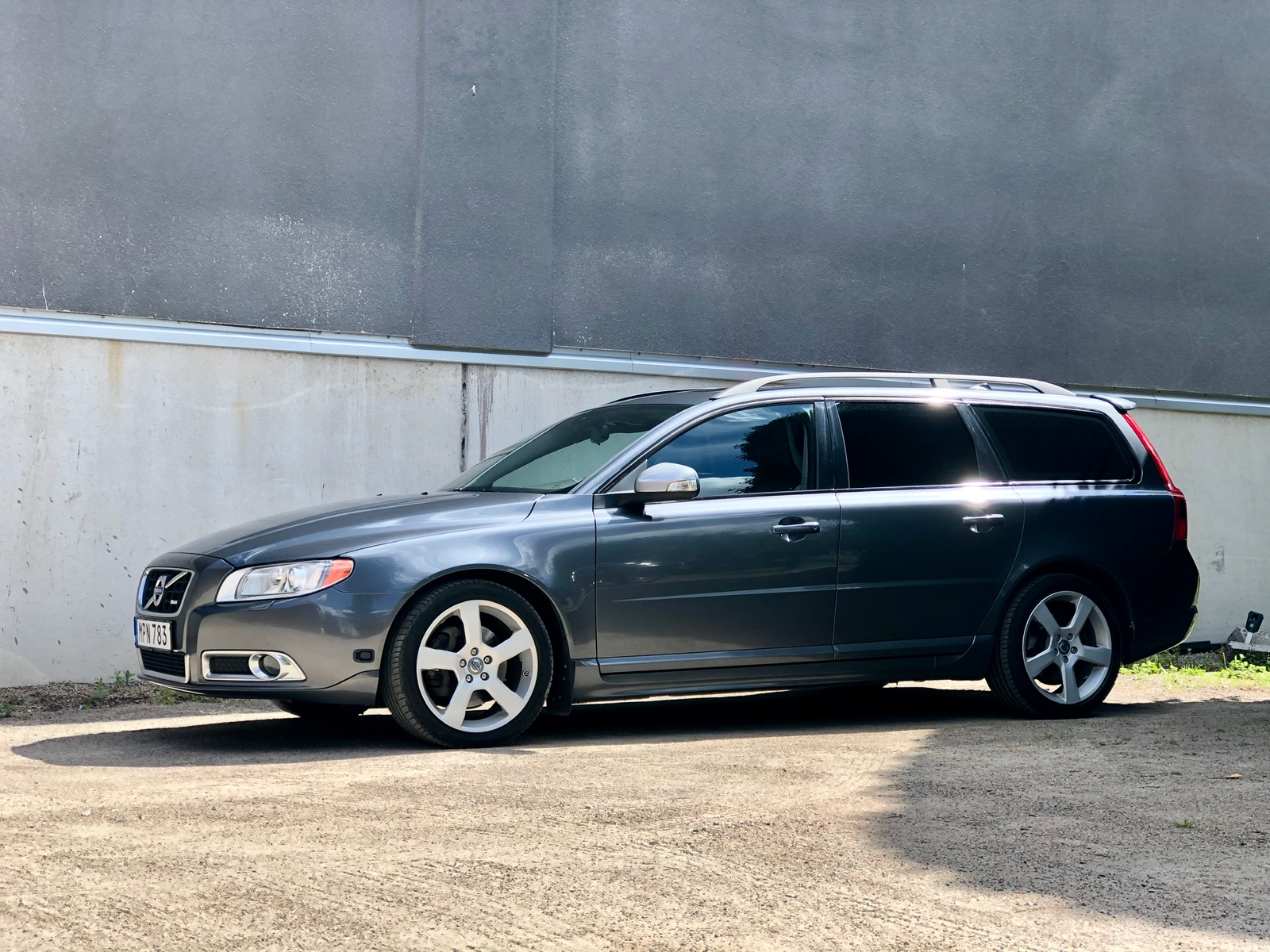 Volvo V70 3.2 R Design 2011, bild 5/6