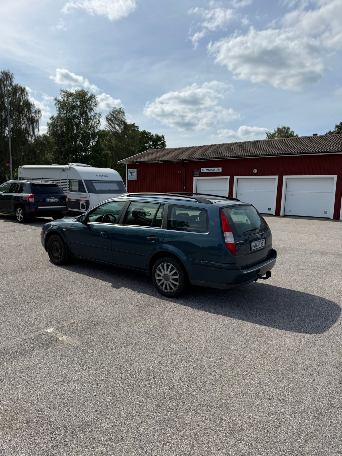 Ford Mondeo Kombi 2.0 Manuell 2004, bild 6/9