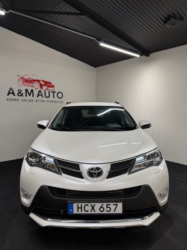Toyota RAV4 2015, bild 2/10