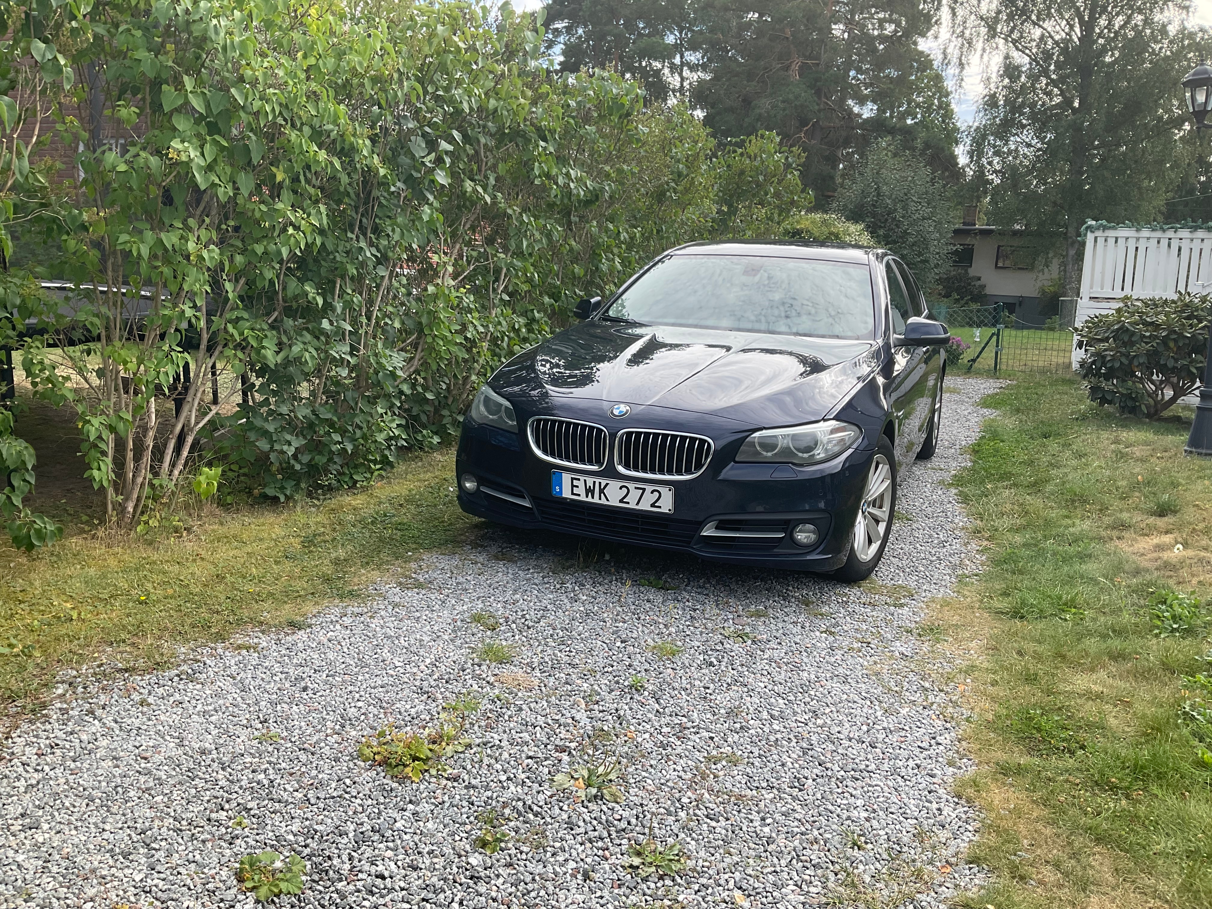 BMW 520 d Sedan Manuell 2015, bild 2/11