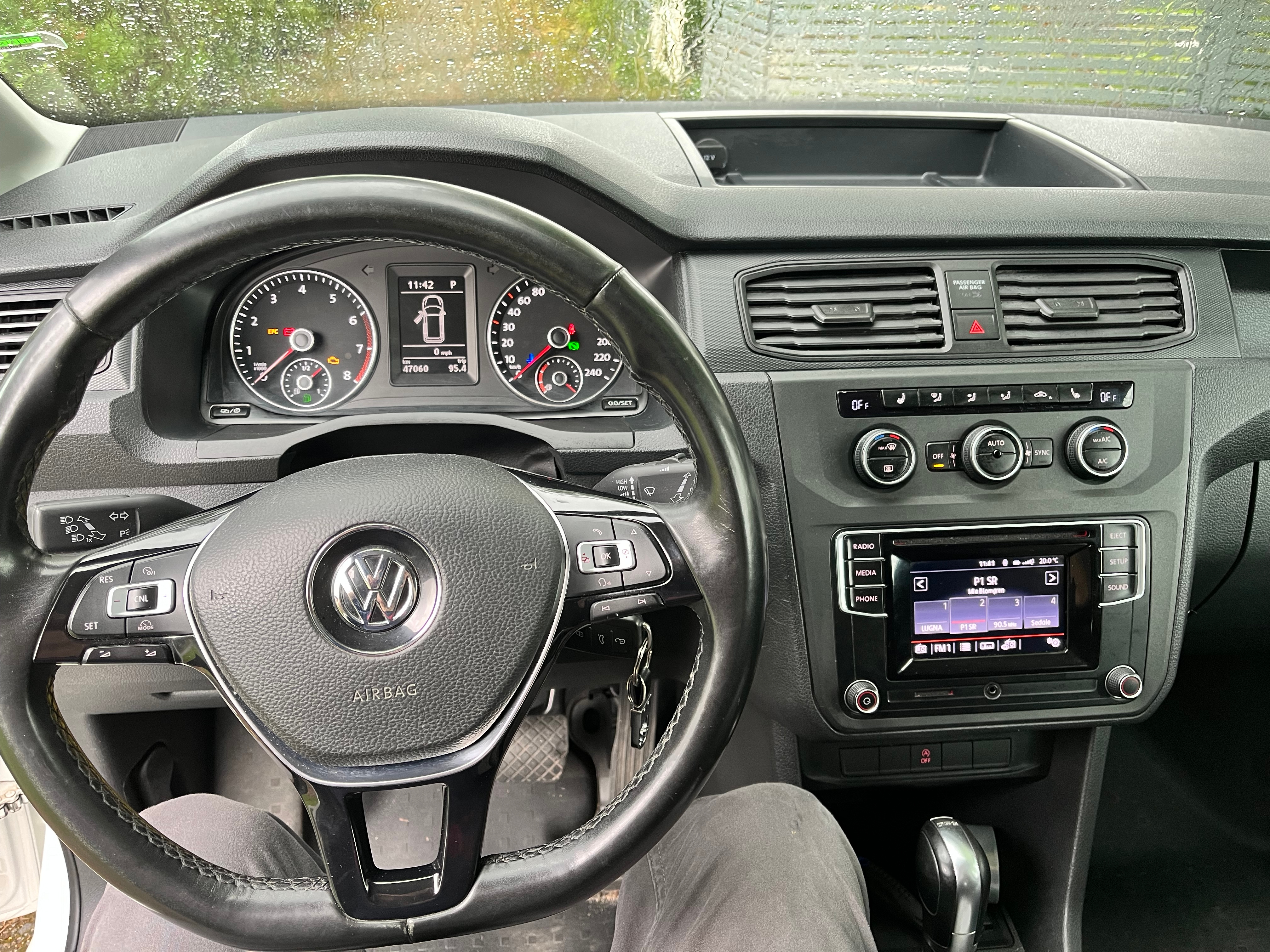 Volkswagen Caddy Maxi 2018, photo 7/10