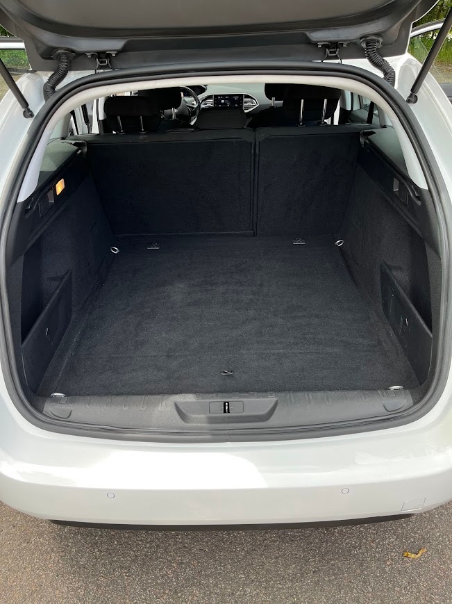Peugeot 308 SW 1.5 BlueHDi 130 EAT 2020, bild 6/10