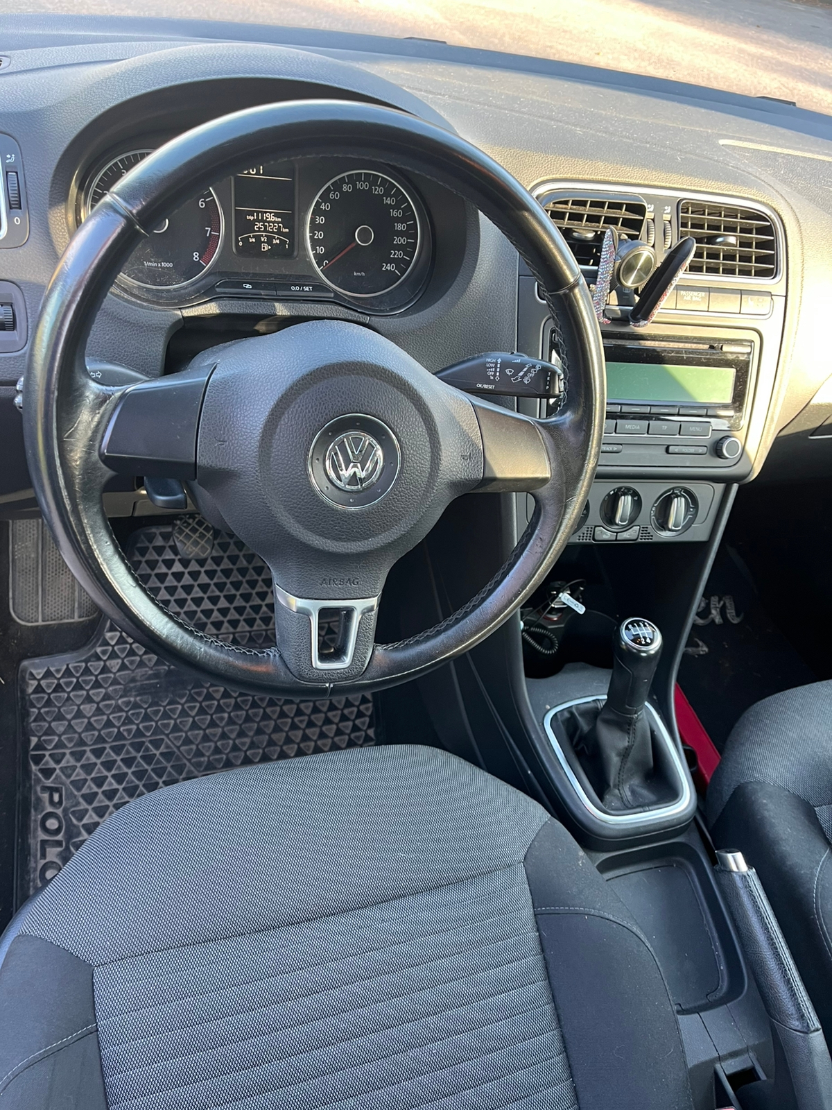 Volkswagen Polo A-traktor 2010, photo 5/6