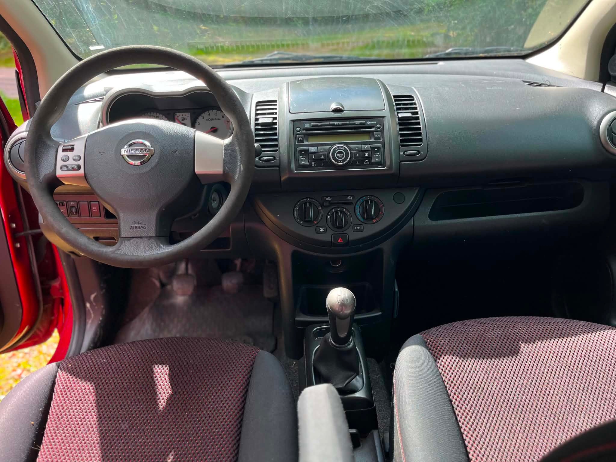 Nissan Note 1.4 Manuell 2008, photo 3/3