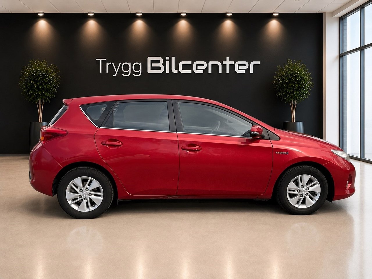 Toyota Auris Hybrid e-CVT, 136hk 2014, bild 6/21