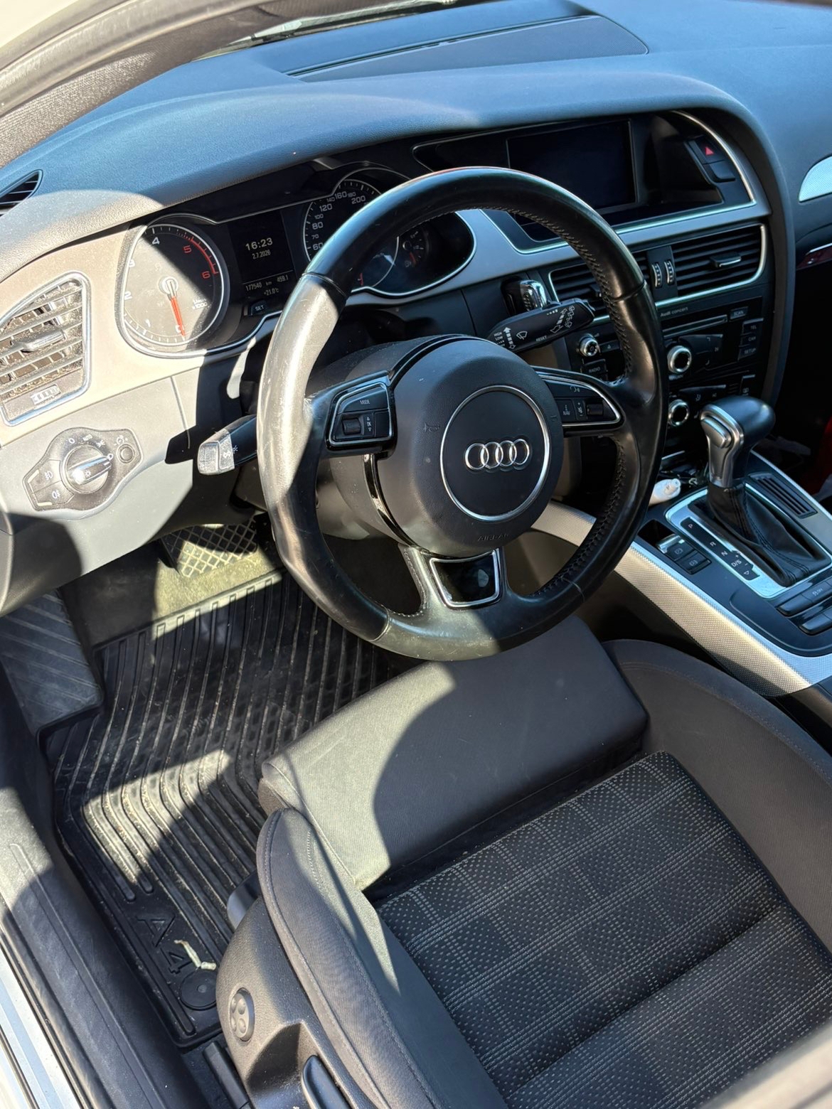 Audi A4 2013, kuva 3/3