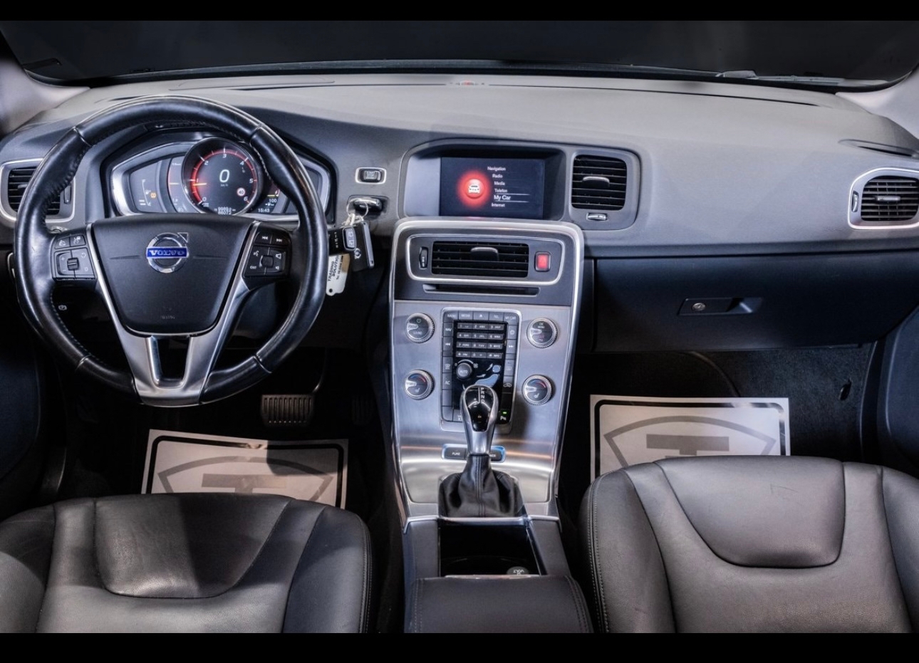 Volvo V60 D5 Twin Engine AWD Geartronic 2018, bild 6/10