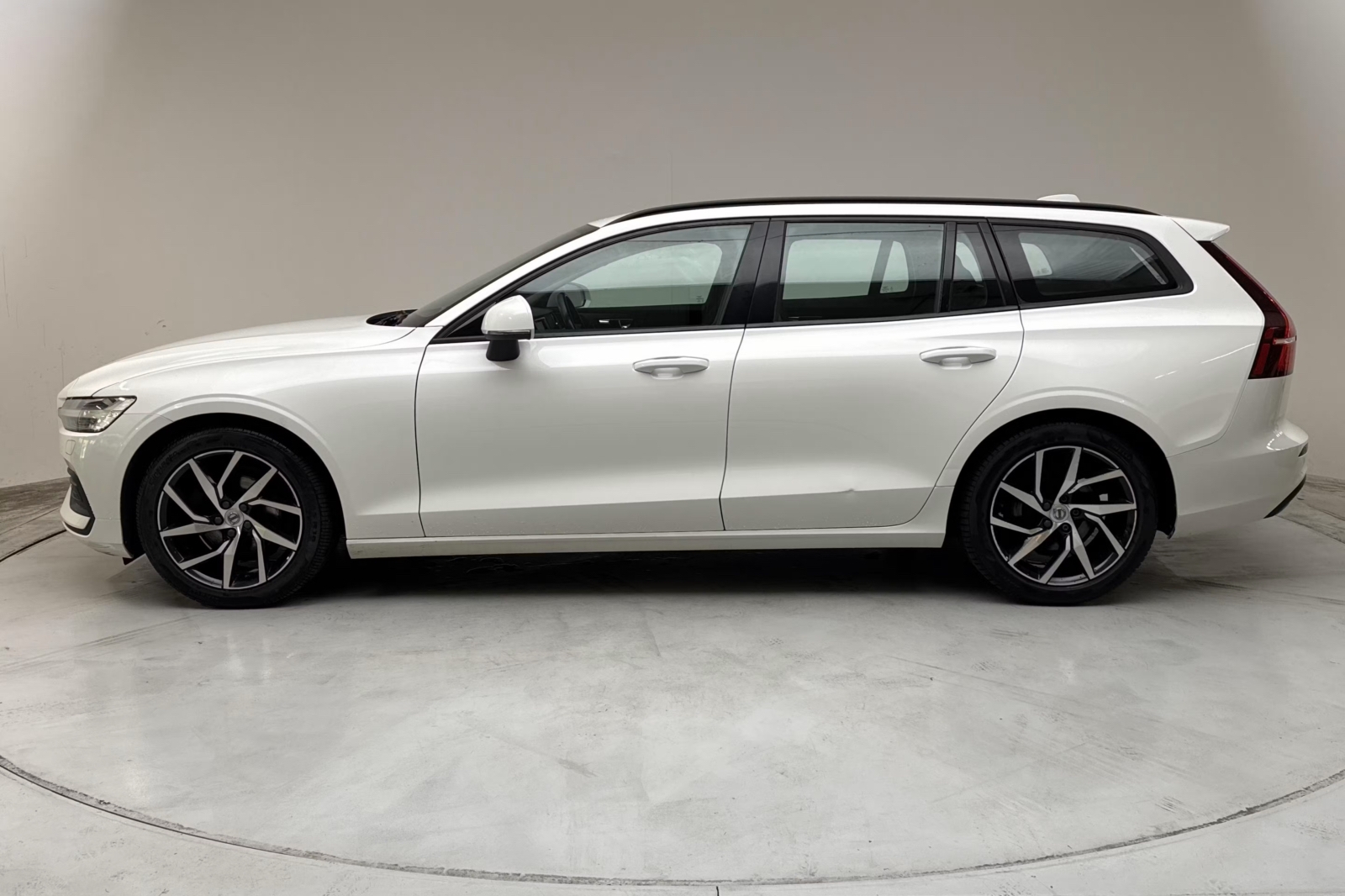 Volvo V60 D3 Manuell 2019, bild 4/9
