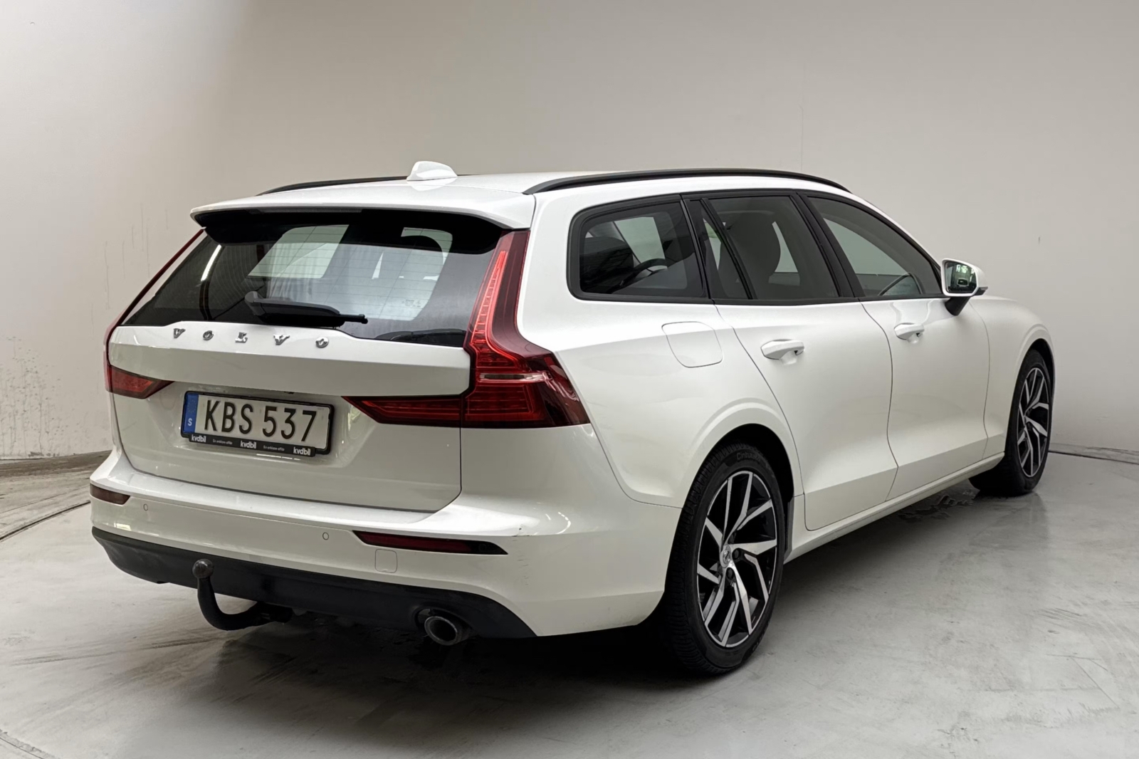 Volvo V60 D3 Manuell 2019, bild 2/9