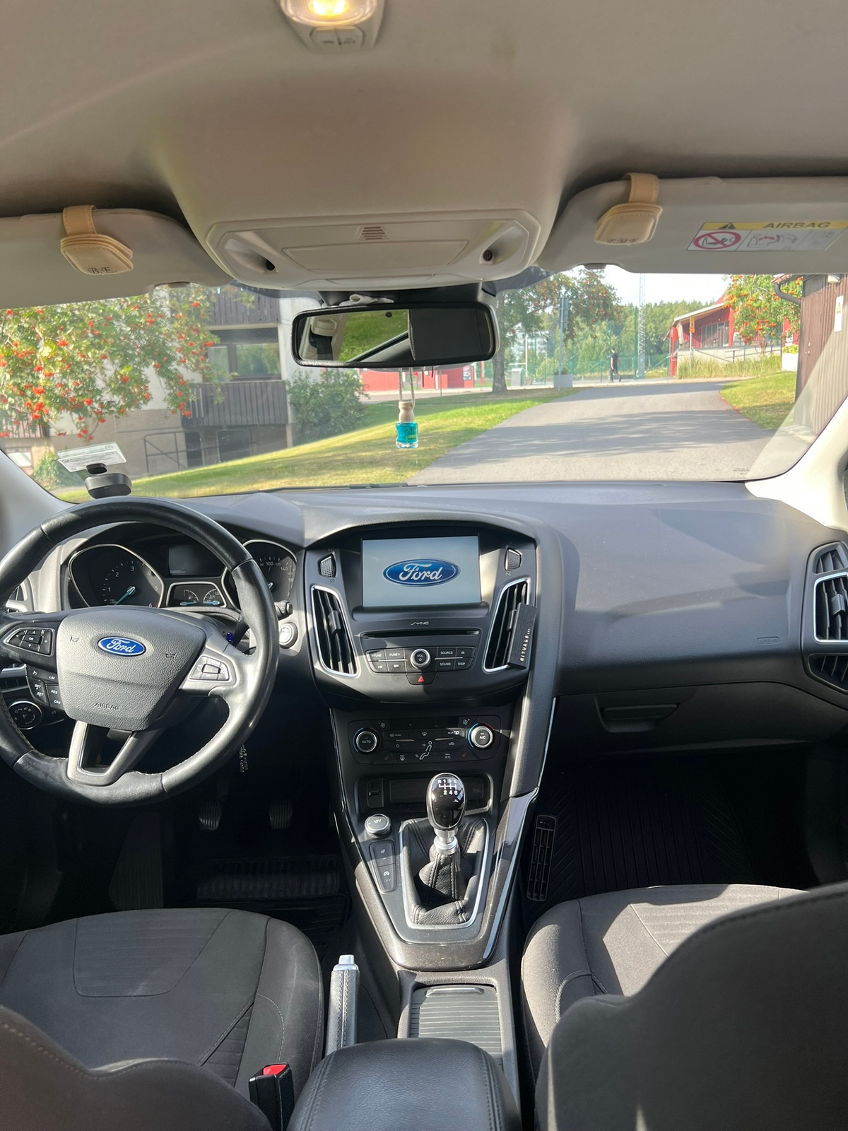 Ford Focus Kombi 1.5 TDCi Manuell 2016, kuva 3/5