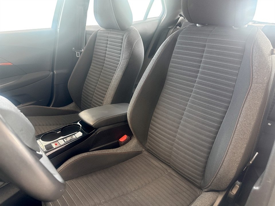 Peugeot e-2008 Active Pack 136hk Aut 2022, photo 5/10