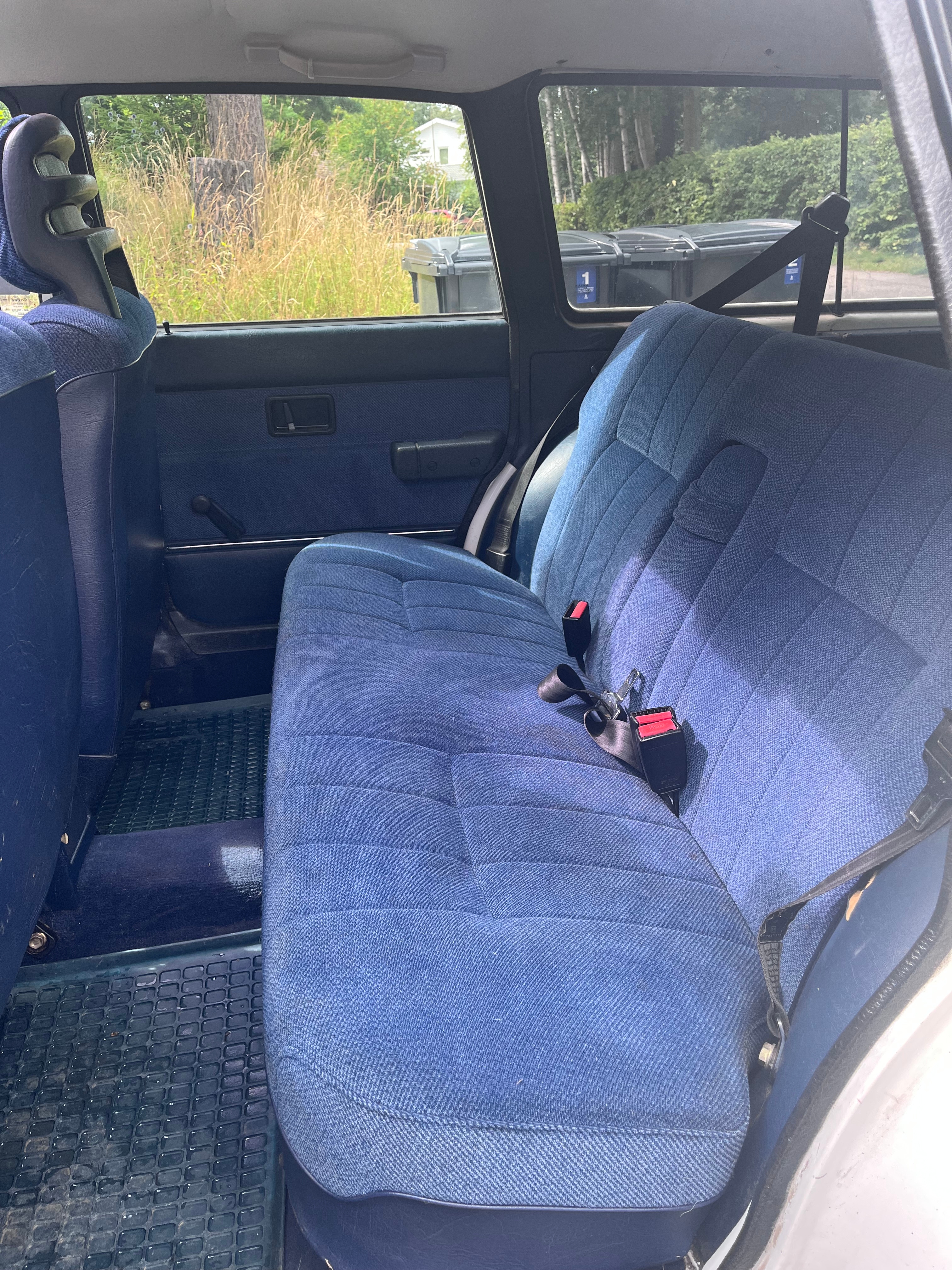 Volvo 240 Kombi 2.3 Automat 1990, photo 4/10