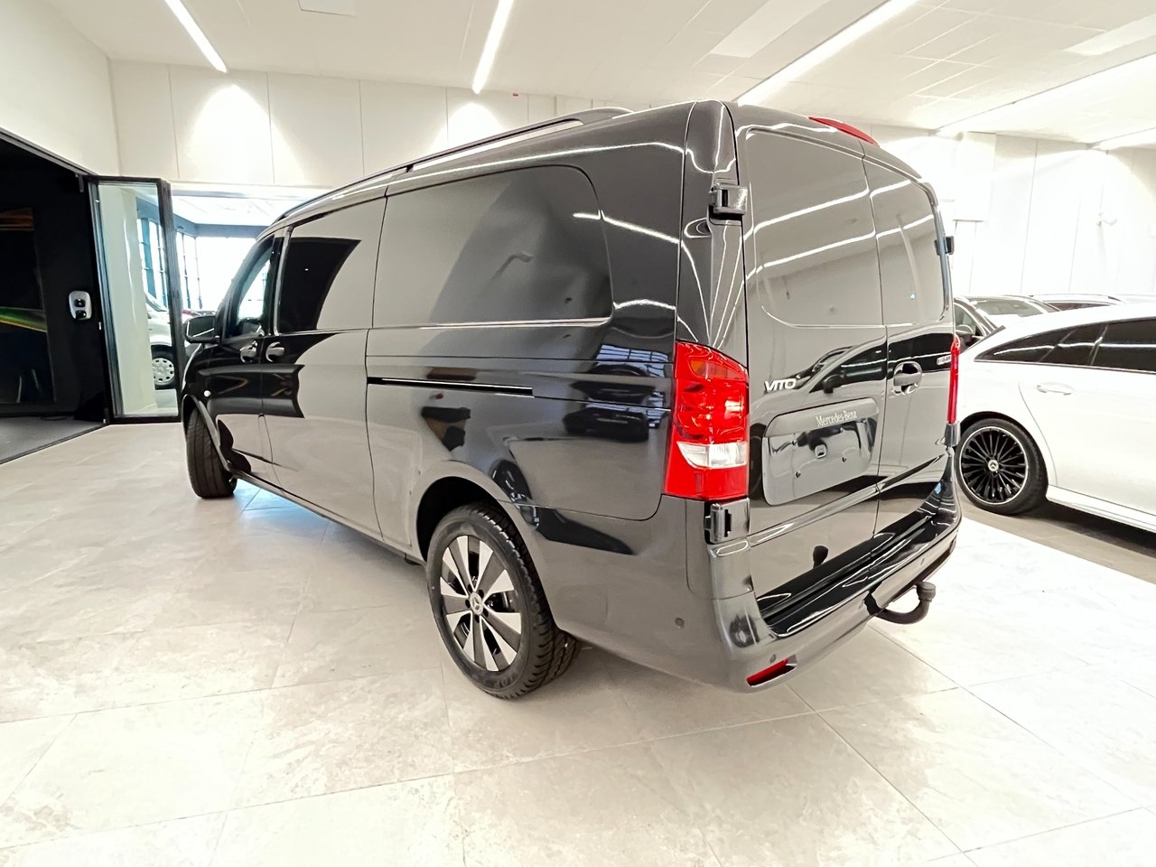 Mercedes-Benz Vito 2027, photo 5/10